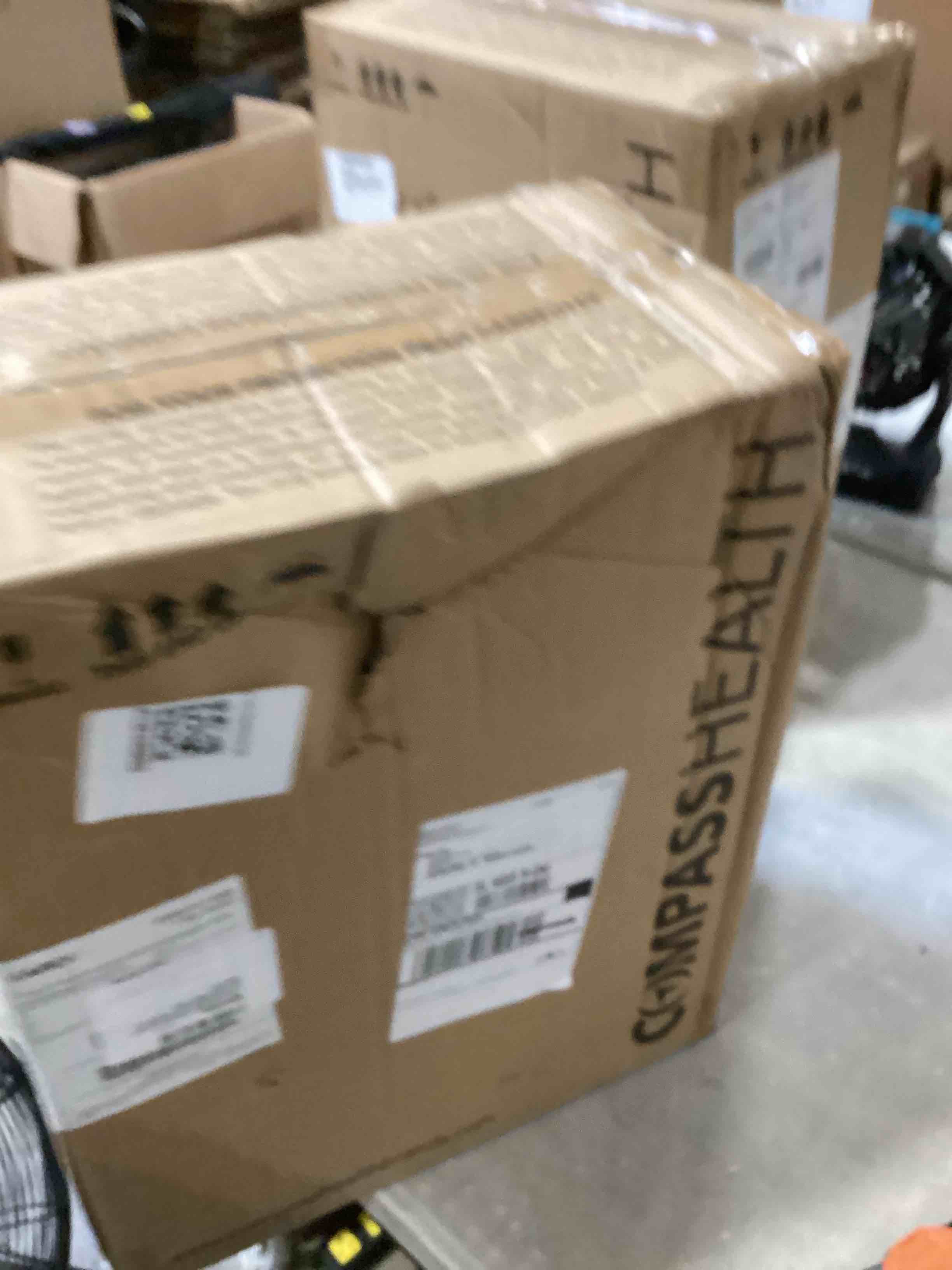 https://s3.amazonaws.com/lotting-images-prod/bidfta/PPE2597858_1754320685966.jpeg