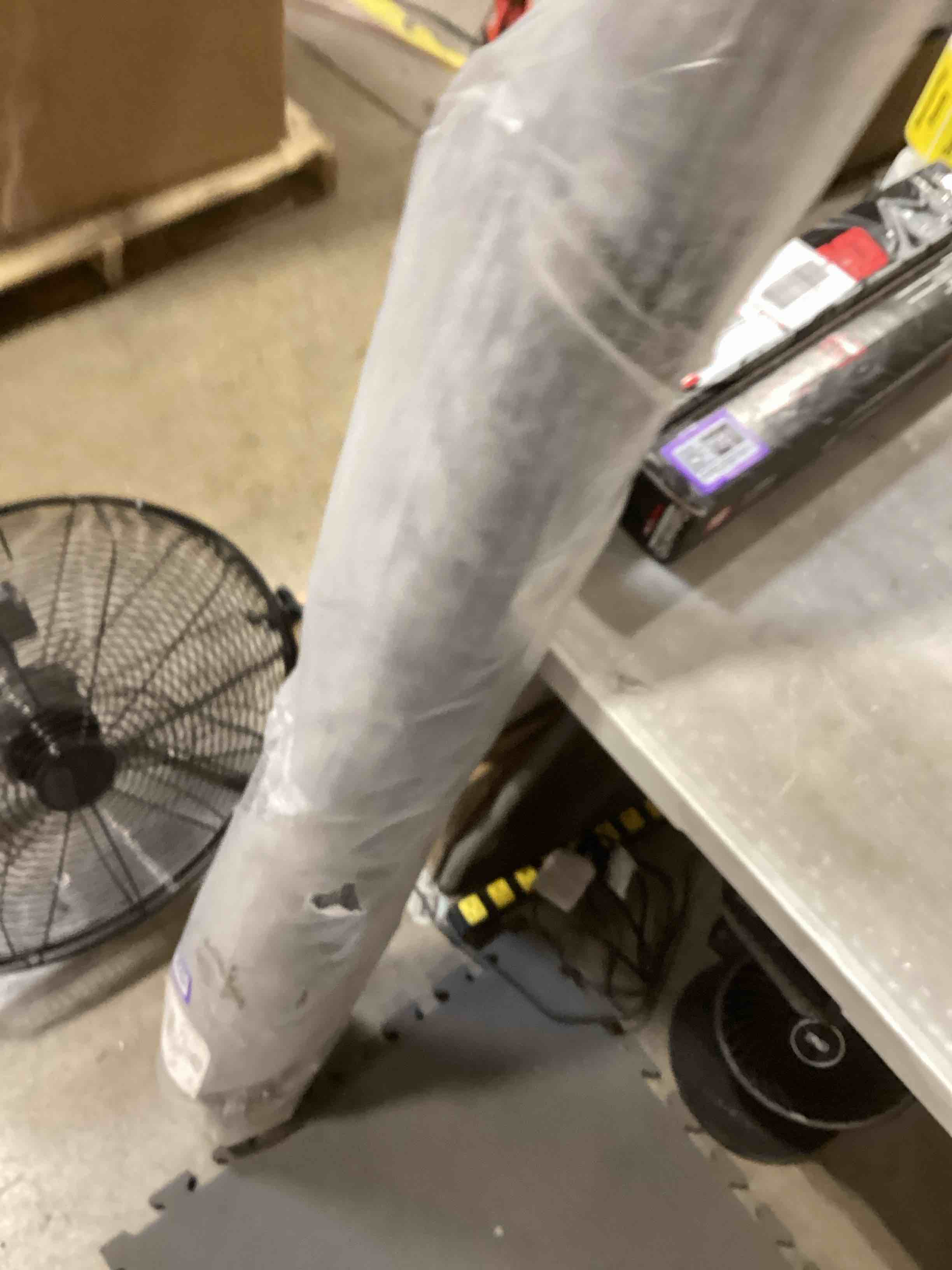 https://s3.amazonaws.com/lotting-images-prod/bidfta/PPE2597908_1754328271926.jpeg