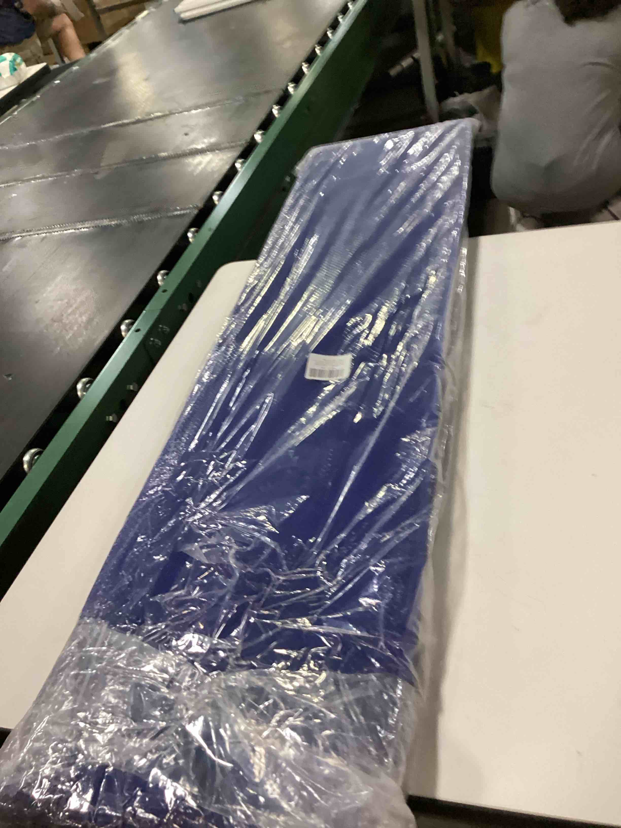 https://s3.amazonaws.com/lotting-images-prod/bidfta/PPE2611178_1761049338108.jpeg