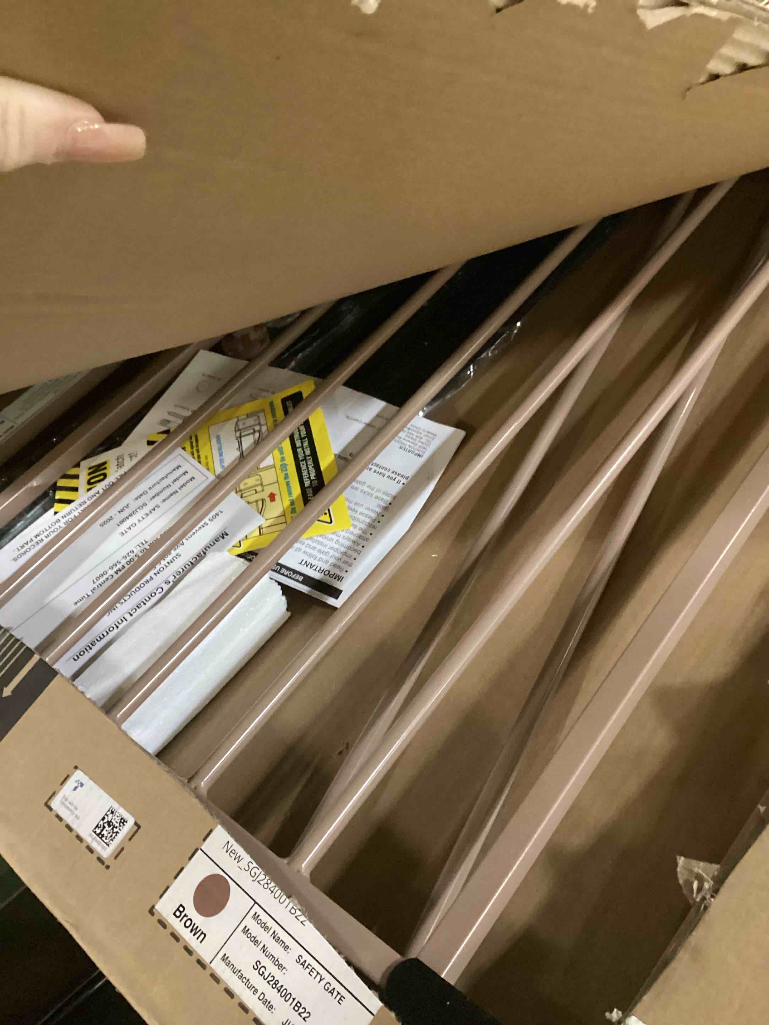 https://s3.amazonaws.com/lotting-images-prod/bidfta/PPE2618723_1759927808370.jpeg