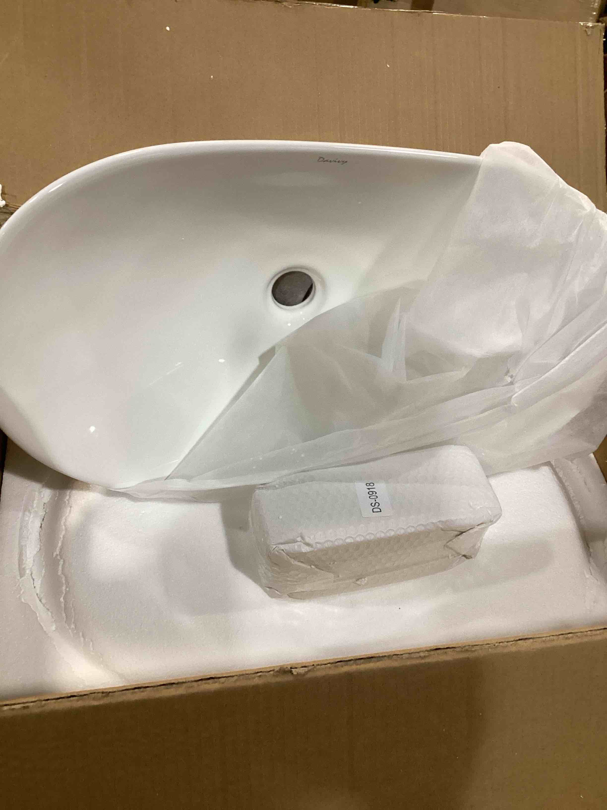 https://s3.amazonaws.com/lotting-images-prod/bidfta/PPE2620684_1759941760966.jpeg