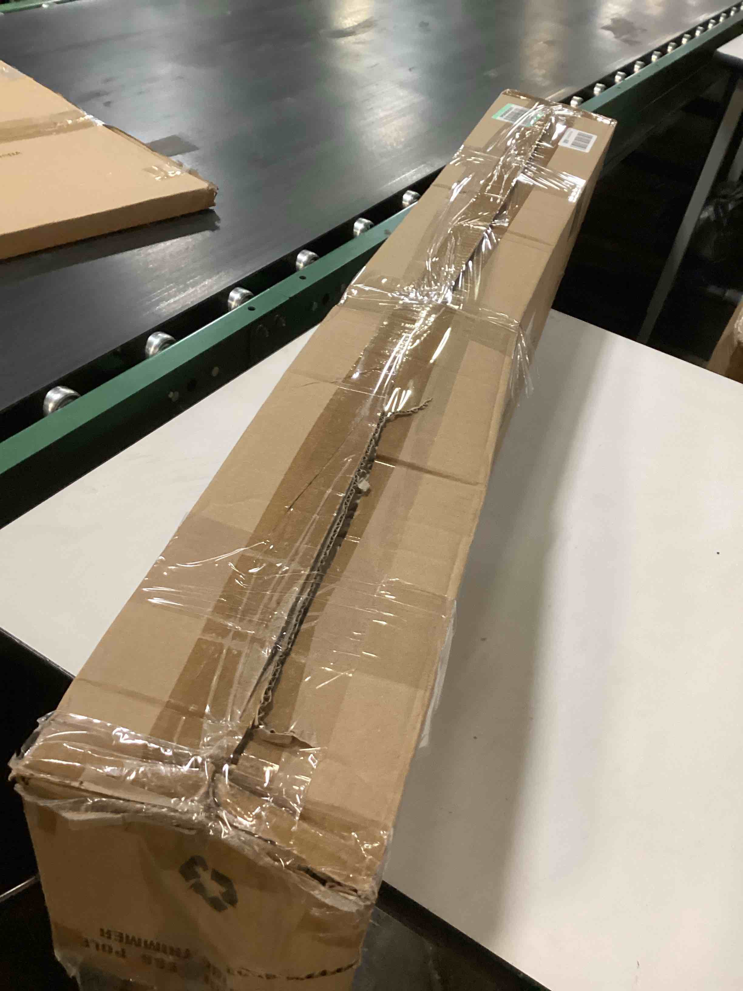 https://s3.amazonaws.com/lotting-images-prod/bidfta/PPE2627101_1759417375555.jpeg