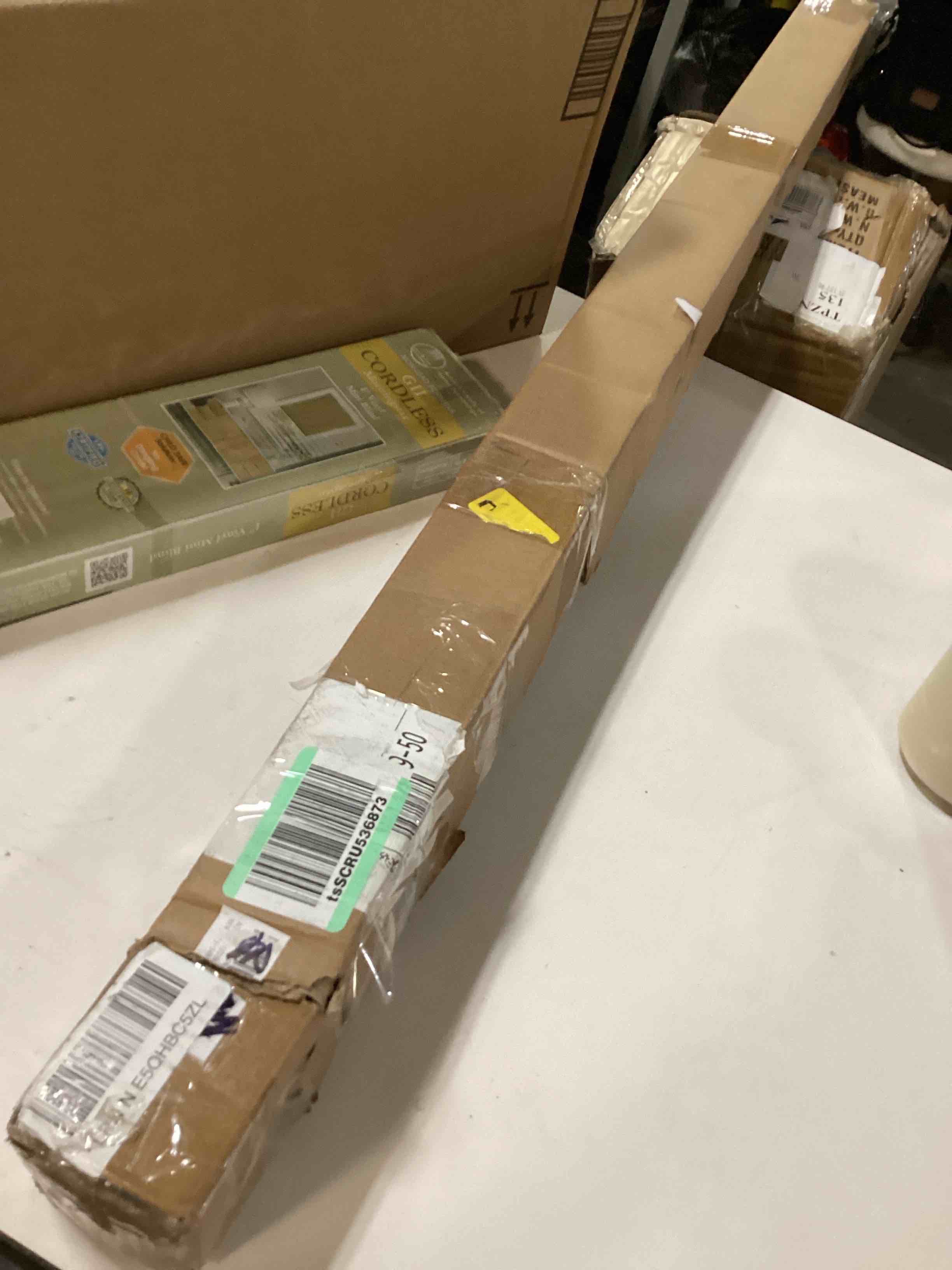 https://s3.amazonaws.com/lotting-images-prod/bidfta/PPE2627109_1759418511492.jpeg