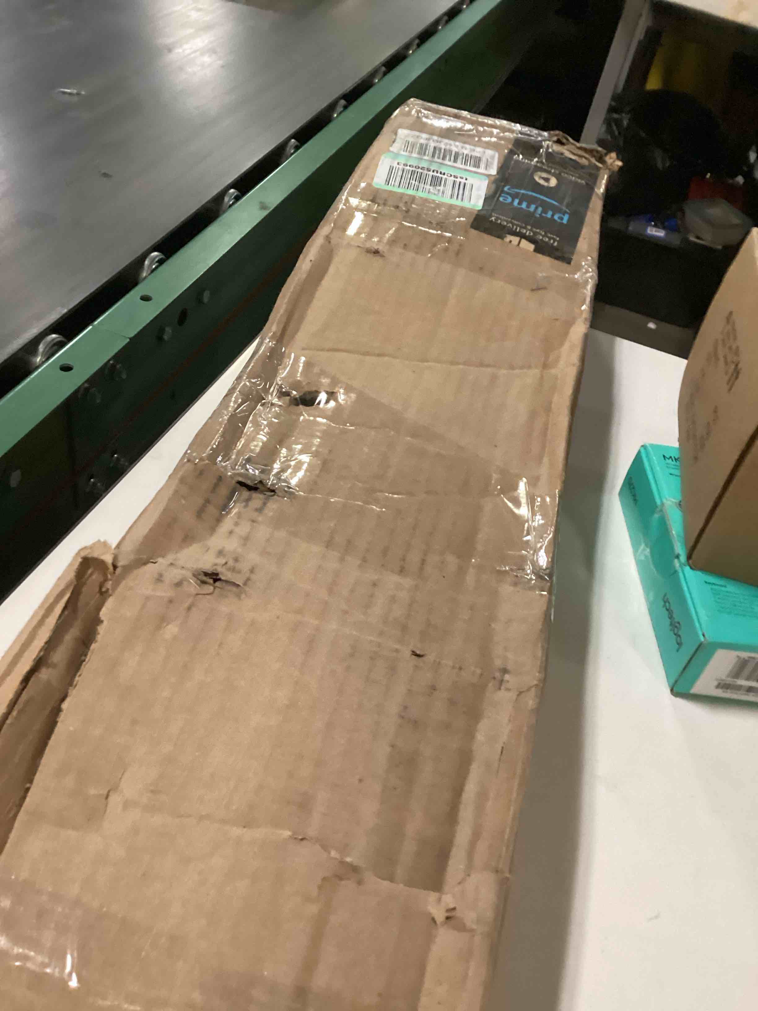 https://s3.amazonaws.com/lotting-images-prod/bidfta/PPE2627119_1759419323489.jpeg