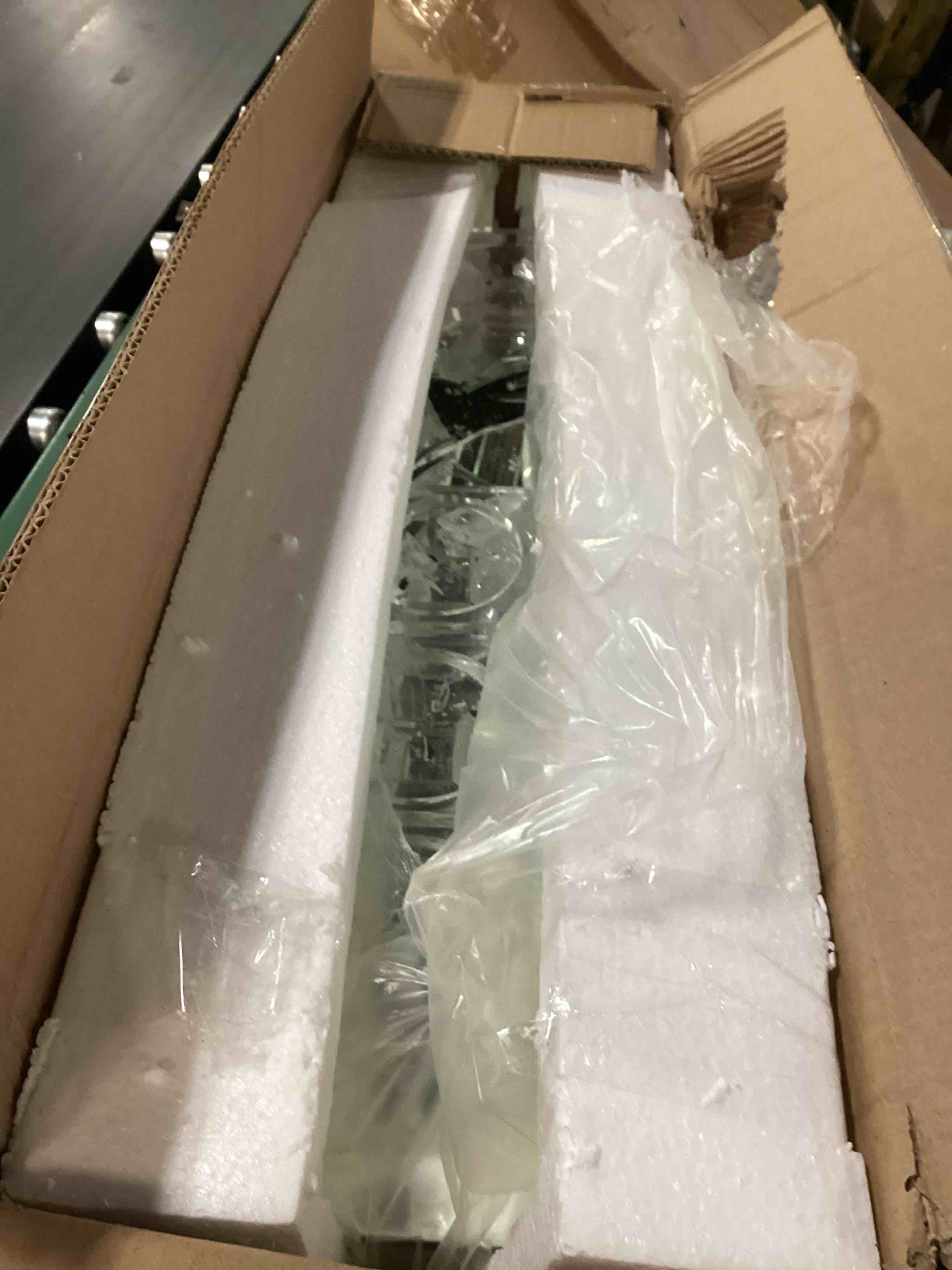 https://s3.amazonaws.com/lotting-images-prod/bidfta/PPE2628046_1760107622726.jpeg