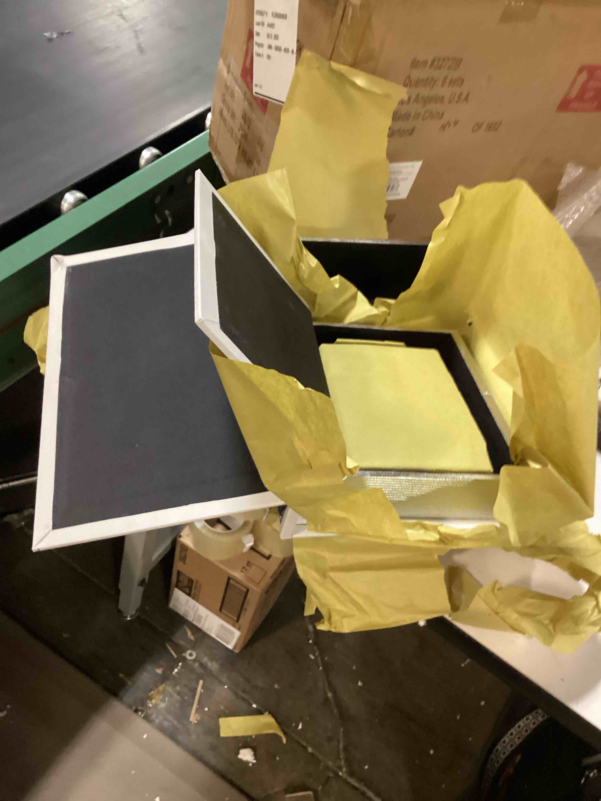 https://s3.amazonaws.com/lotting-images-prod/bidfta/PPE2628054_1760108124359.jpeg