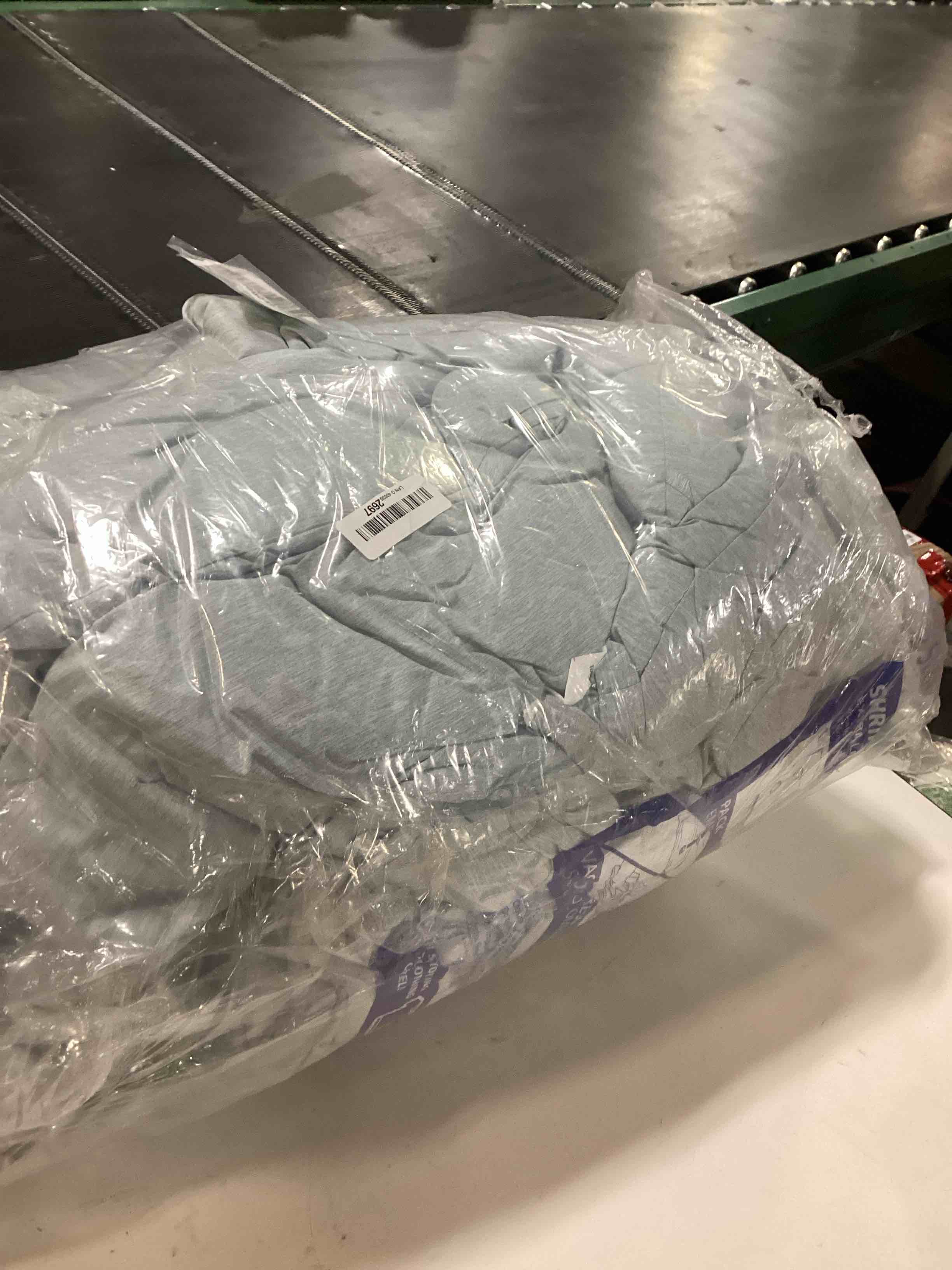 https://s3.amazonaws.com/lotting-images-prod/bidfta/PPE2628634_1760632967600.jpeg