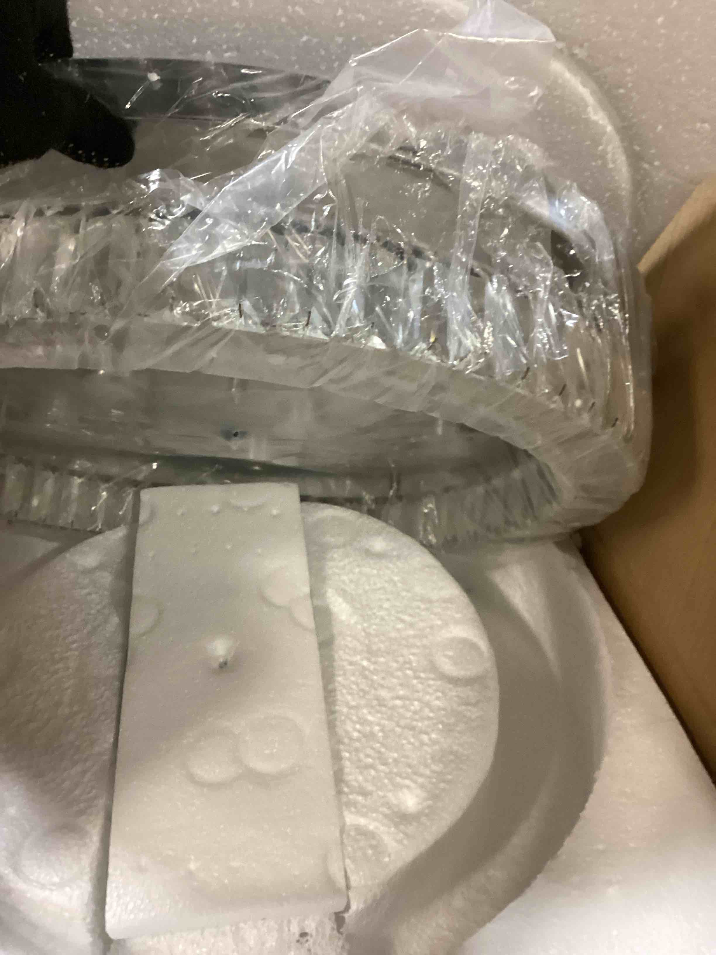 https://s3.amazonaws.com/lotting-images-prod/bidfta/PPE2628940_1760973366138.jpeg