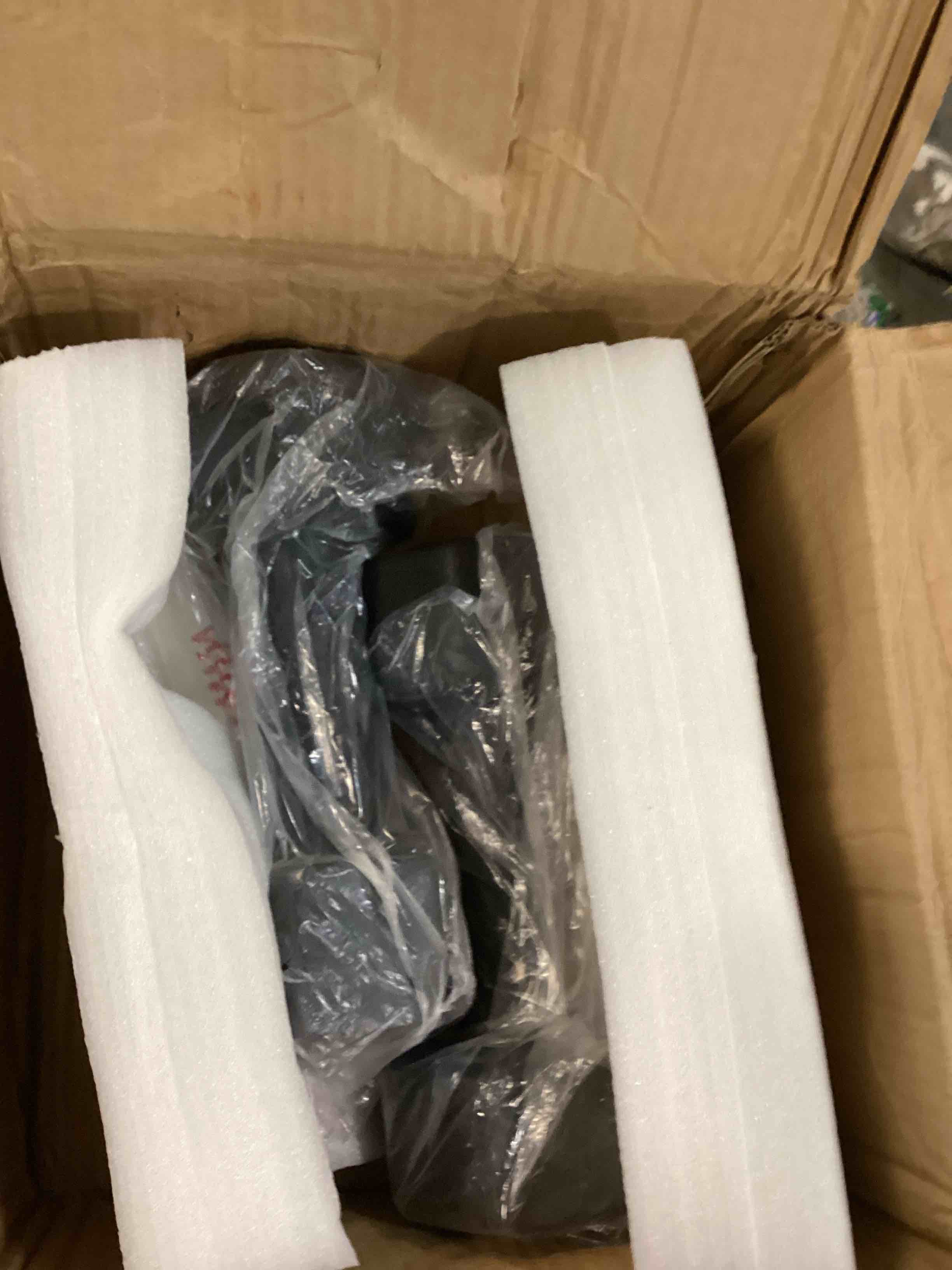 https://s3.amazonaws.com/lotting-images-prod/bidfta/PPE2629405_1758297434864.jpeg