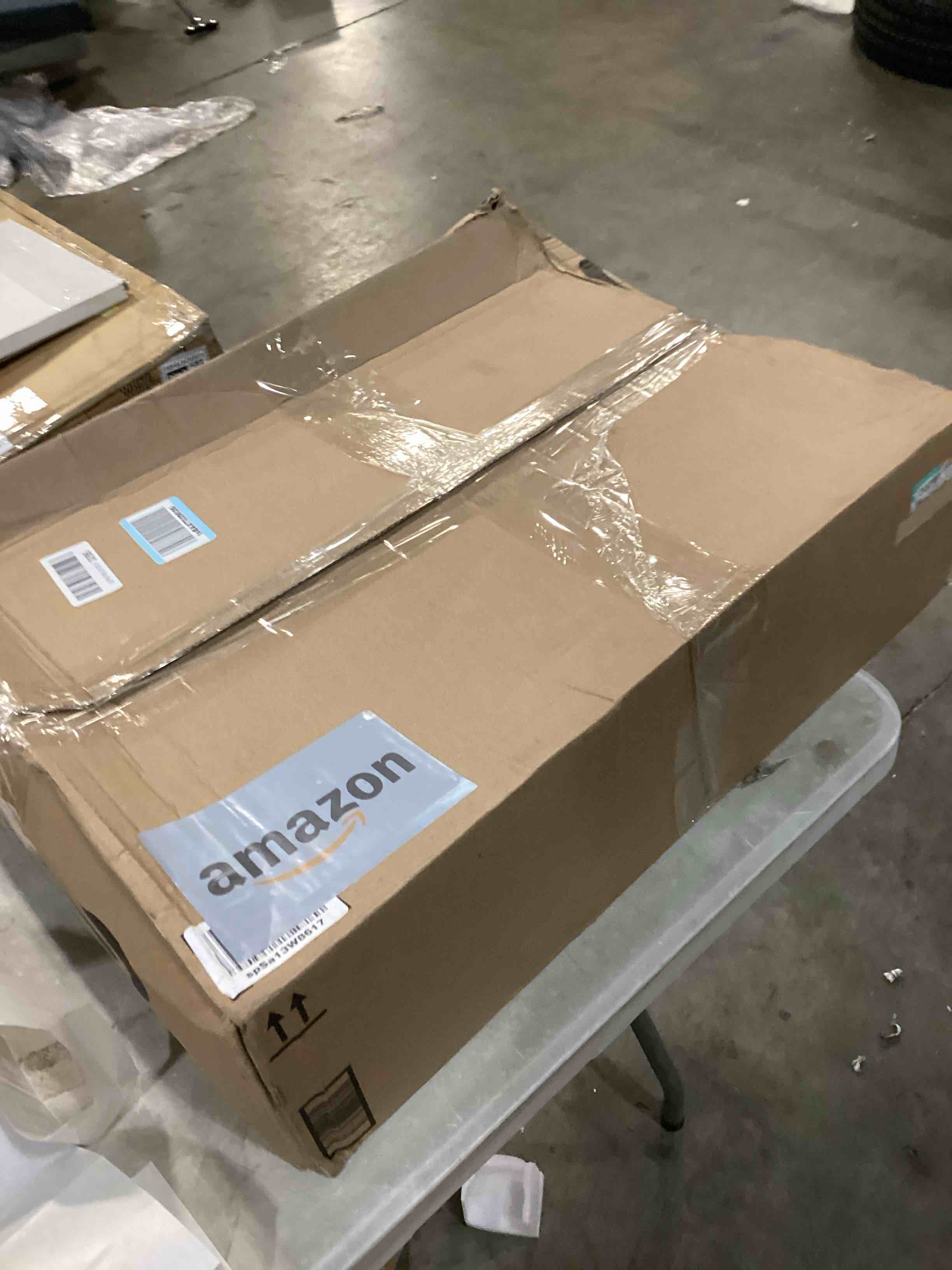 https://s3.amazonaws.com/lotting-images-prod/bidfta/PPE2630387_1760104131197.jpeg