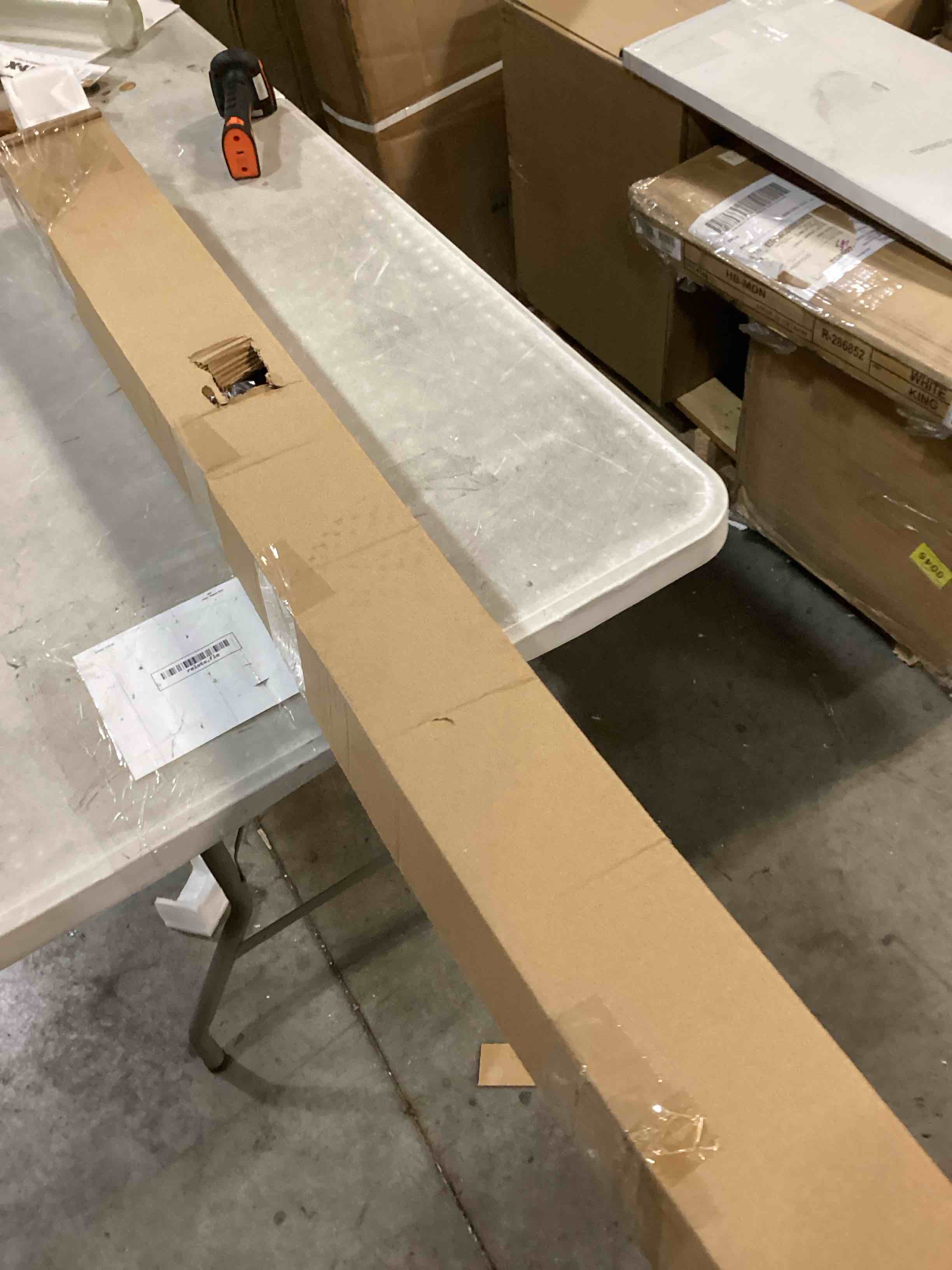 https://s3.amazonaws.com/lotting-images-prod/bidfta/PPE2630388_1760104453729.jpeg