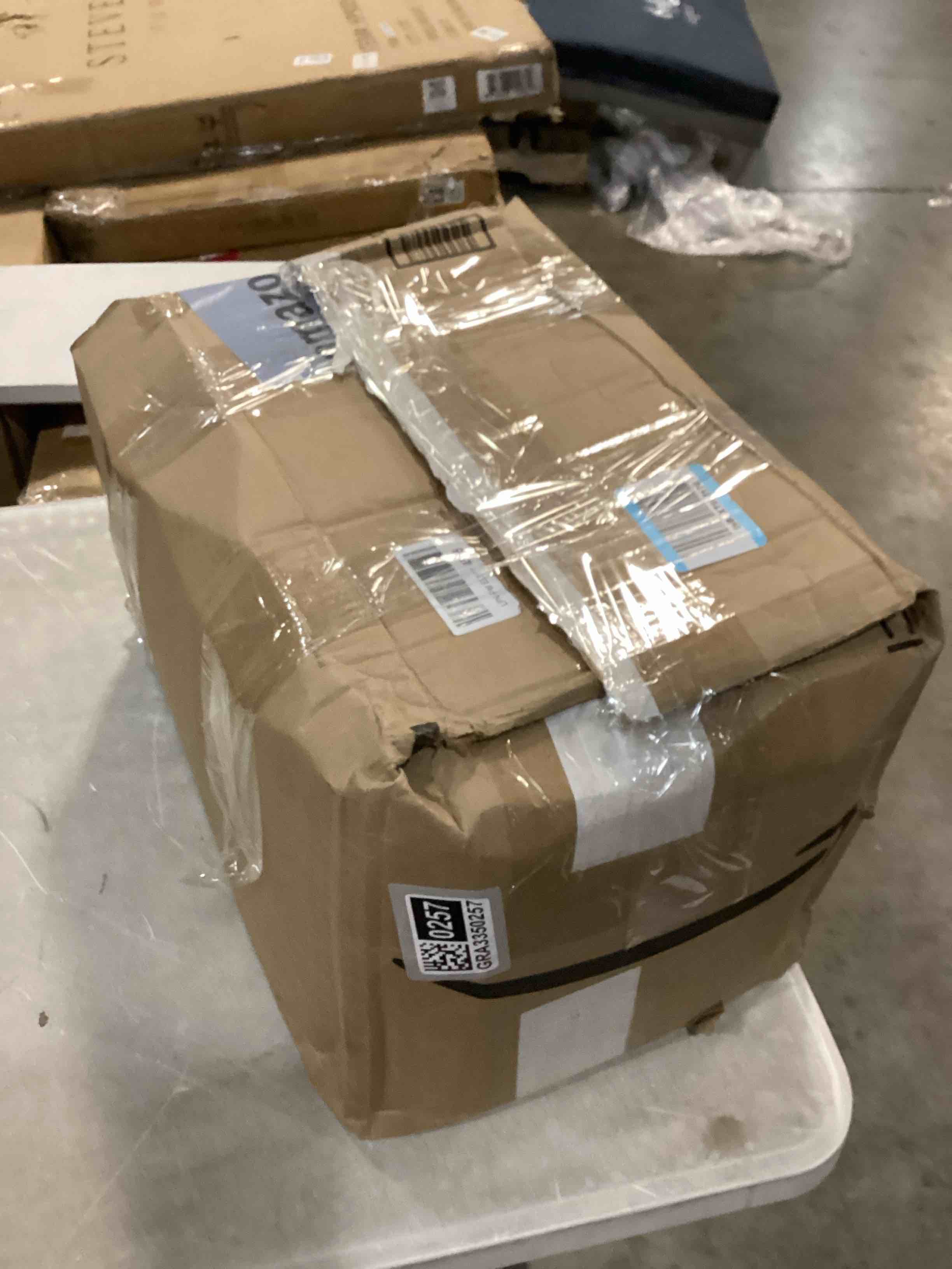 https://s3.amazonaws.com/lotting-images-prod/bidfta/PPE2630402_1760109060159.jpeg