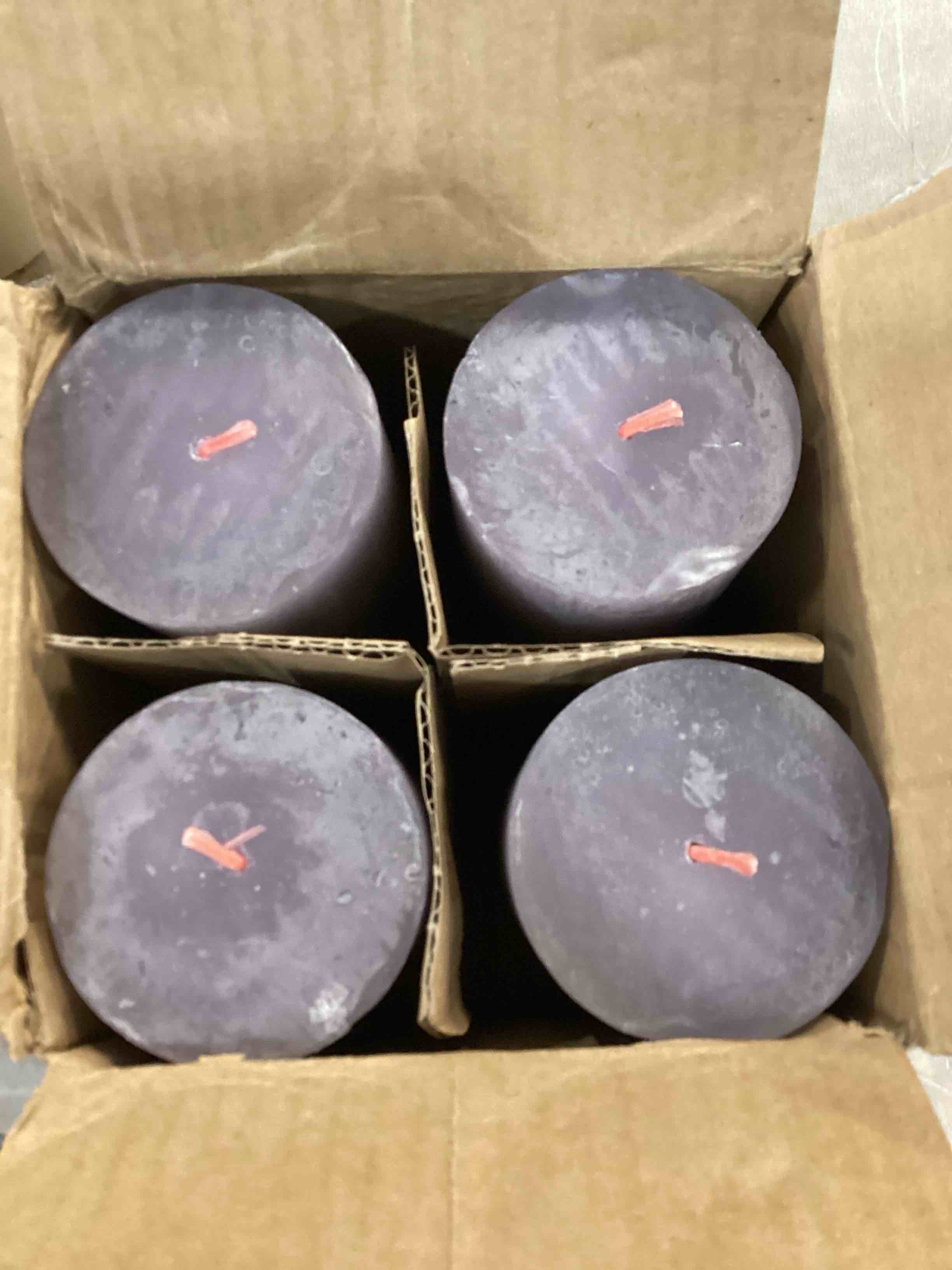 https://s3.amazonaws.com/lotting-images-prod/bidfta/PPE2630425_1760117608286.jpeg