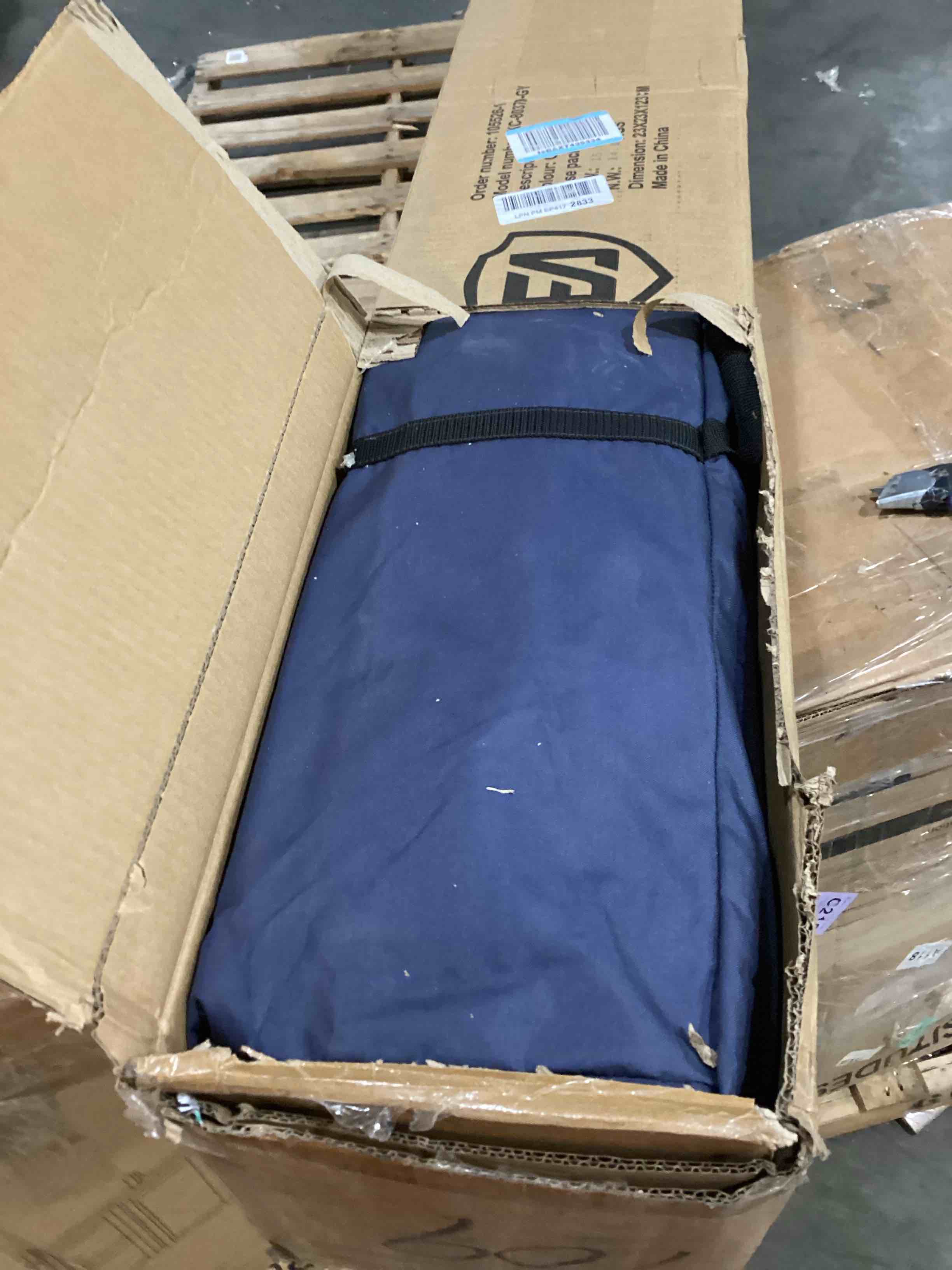 https://s3.amazonaws.com/lotting-images-prod/bidfta/PPE2630438_1760121939160.jpeg