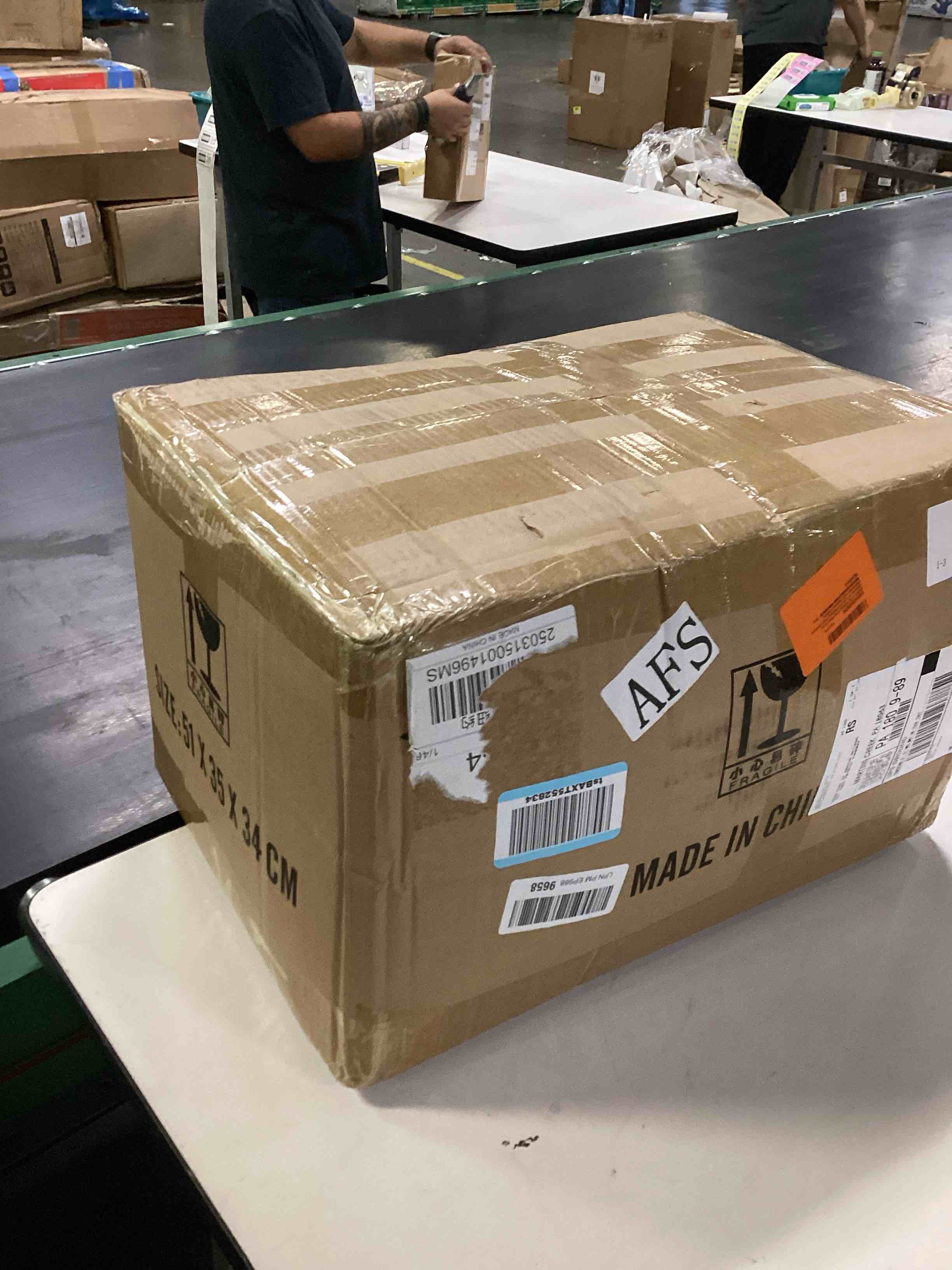 https://s3.amazonaws.com/lotting-images-prod/bidfta/PPE2663869_1756901480397.jpeg