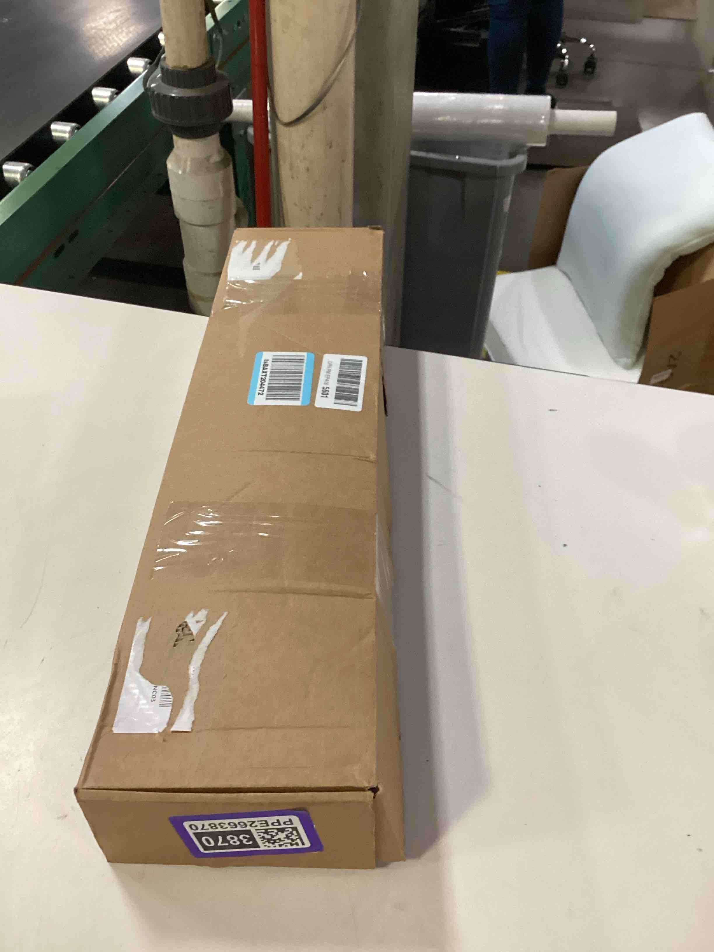 https://s3.amazonaws.com/lotting-images-prod/bidfta/PPE2663870_1756901217532.jpeg