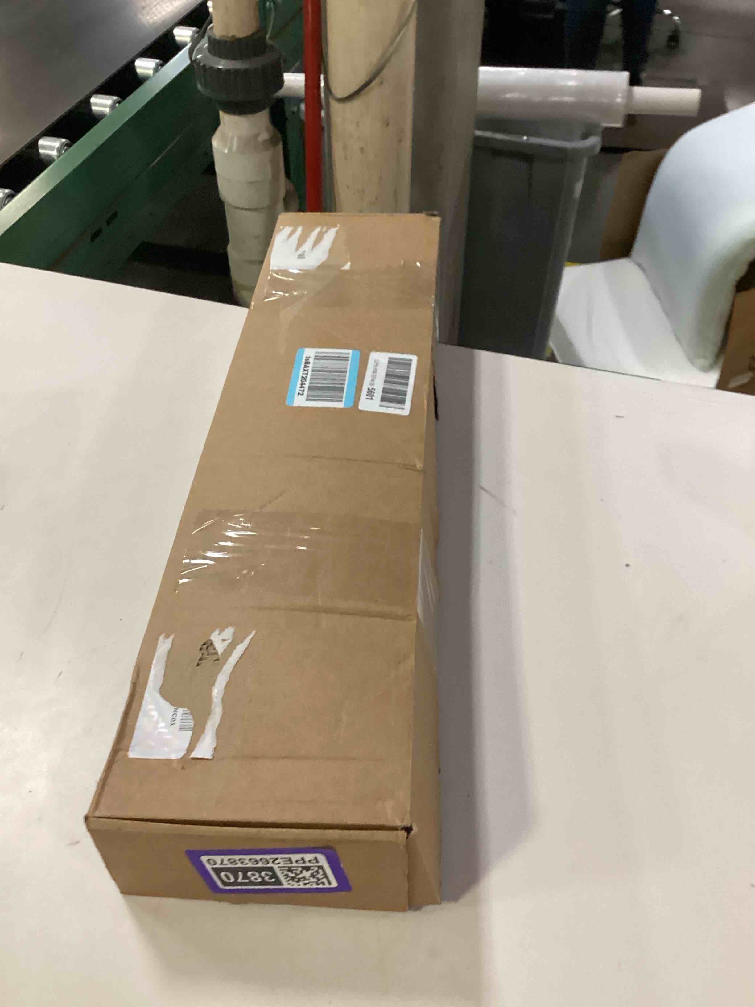 https://s3.amazonaws.com/lotting-images-prod/bidfta/PPE2663870_1756901218365.jpeg