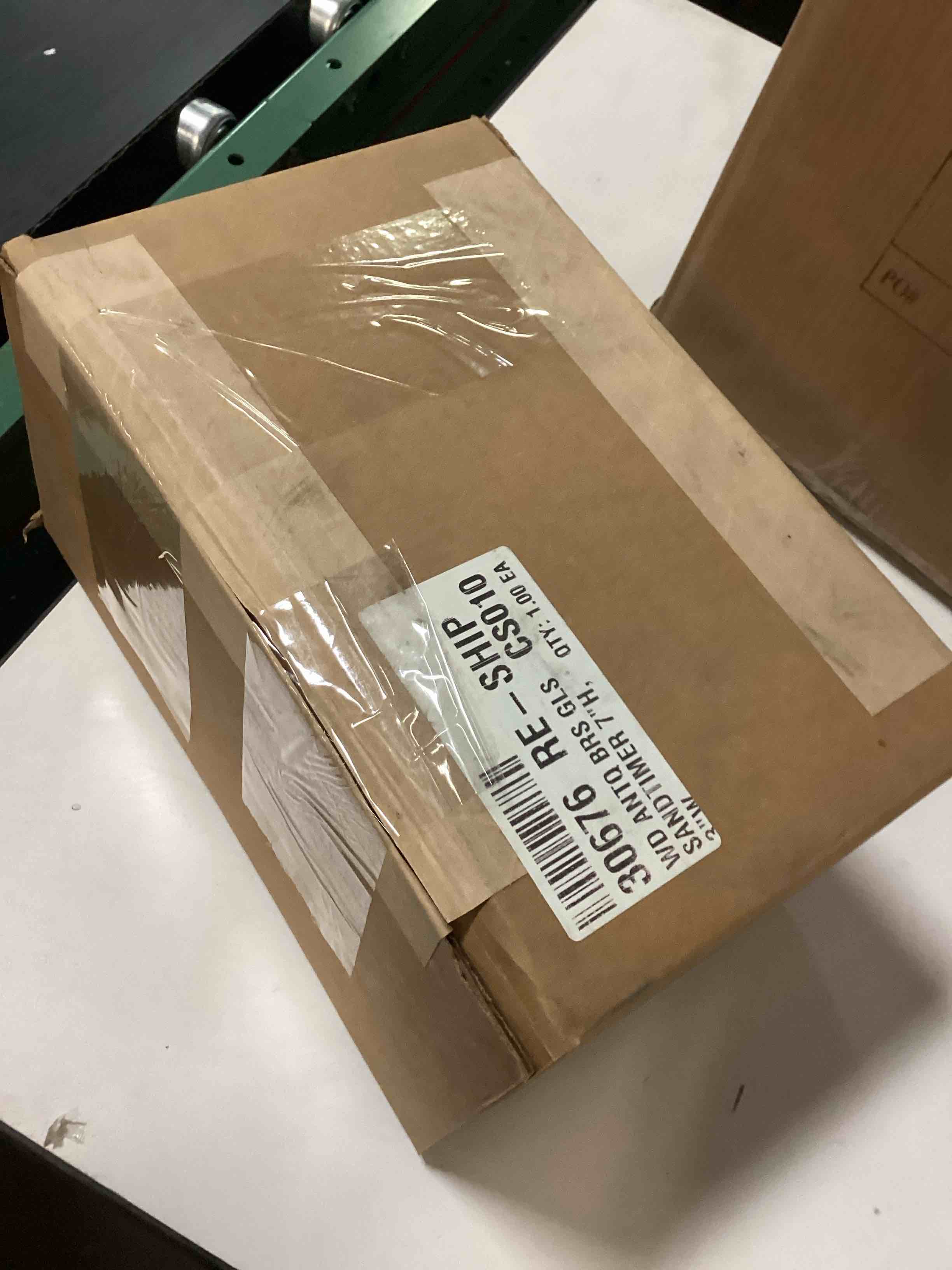 https://s3.amazonaws.com/lotting-images-prod/bidfta/PPE2668375_1756387677980.jpeg
