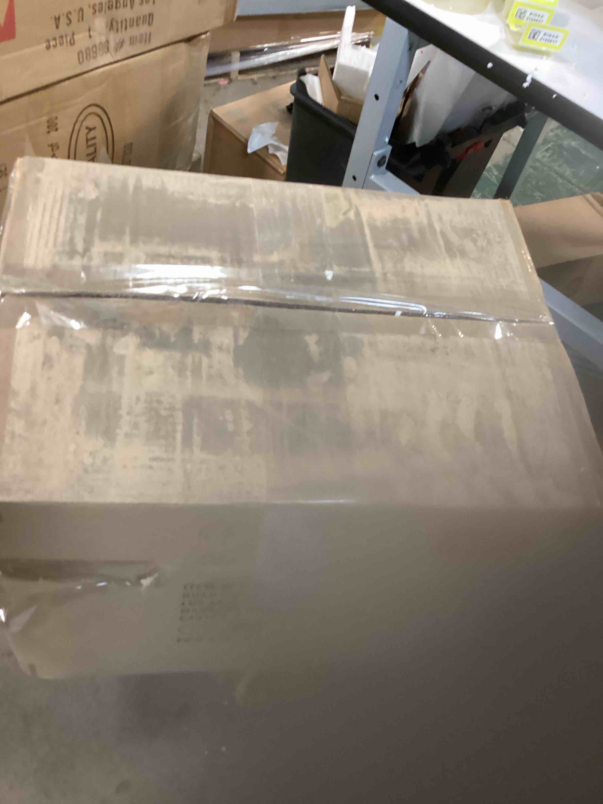 https://s3.amazonaws.com/lotting-images-prod/bidfta/PPE2668472_1756400937543.jpeg