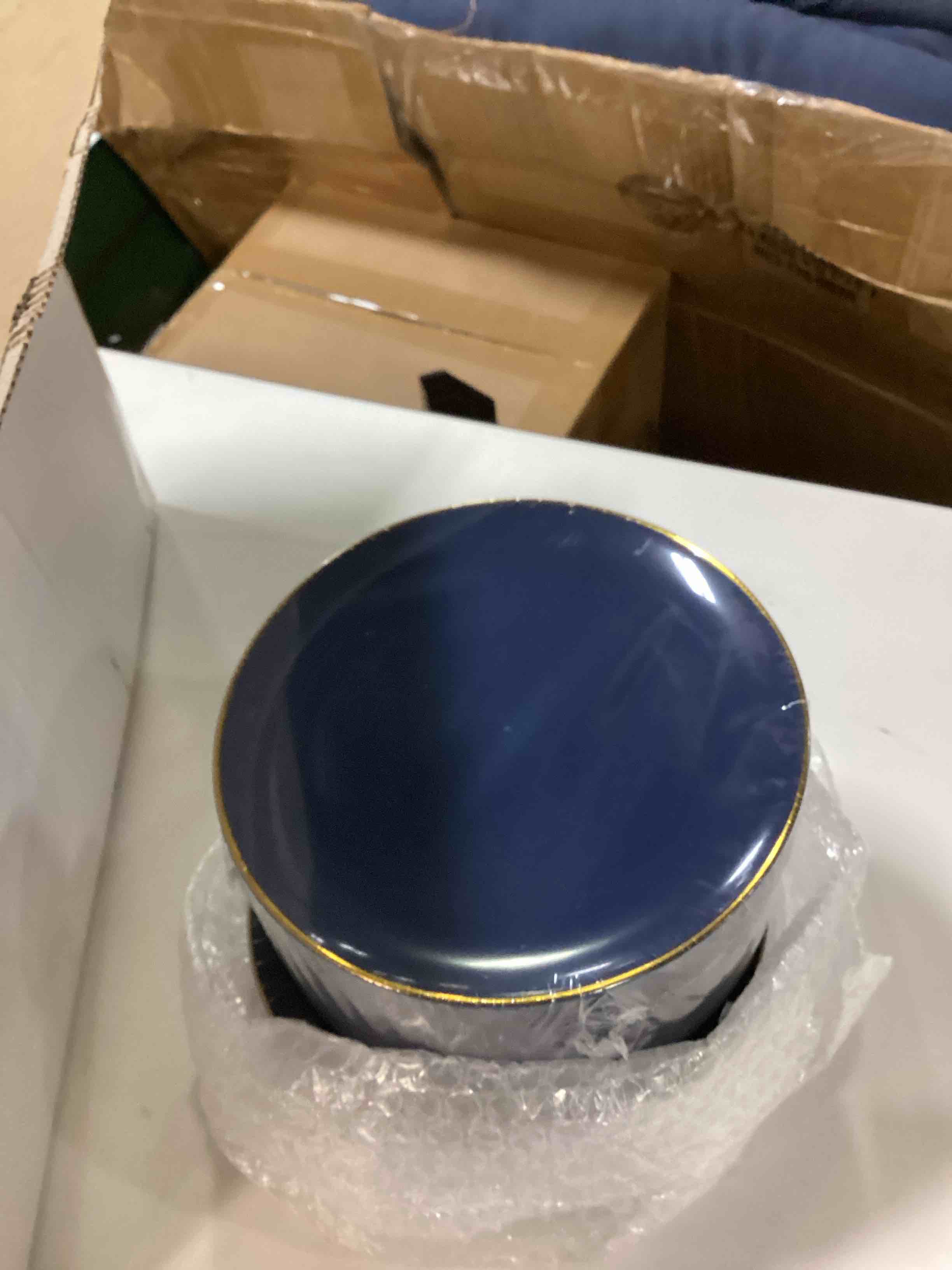 https://s3.amazonaws.com/lotting-images-prod/bidfta/PPE2668903_1756904254327.jpeg