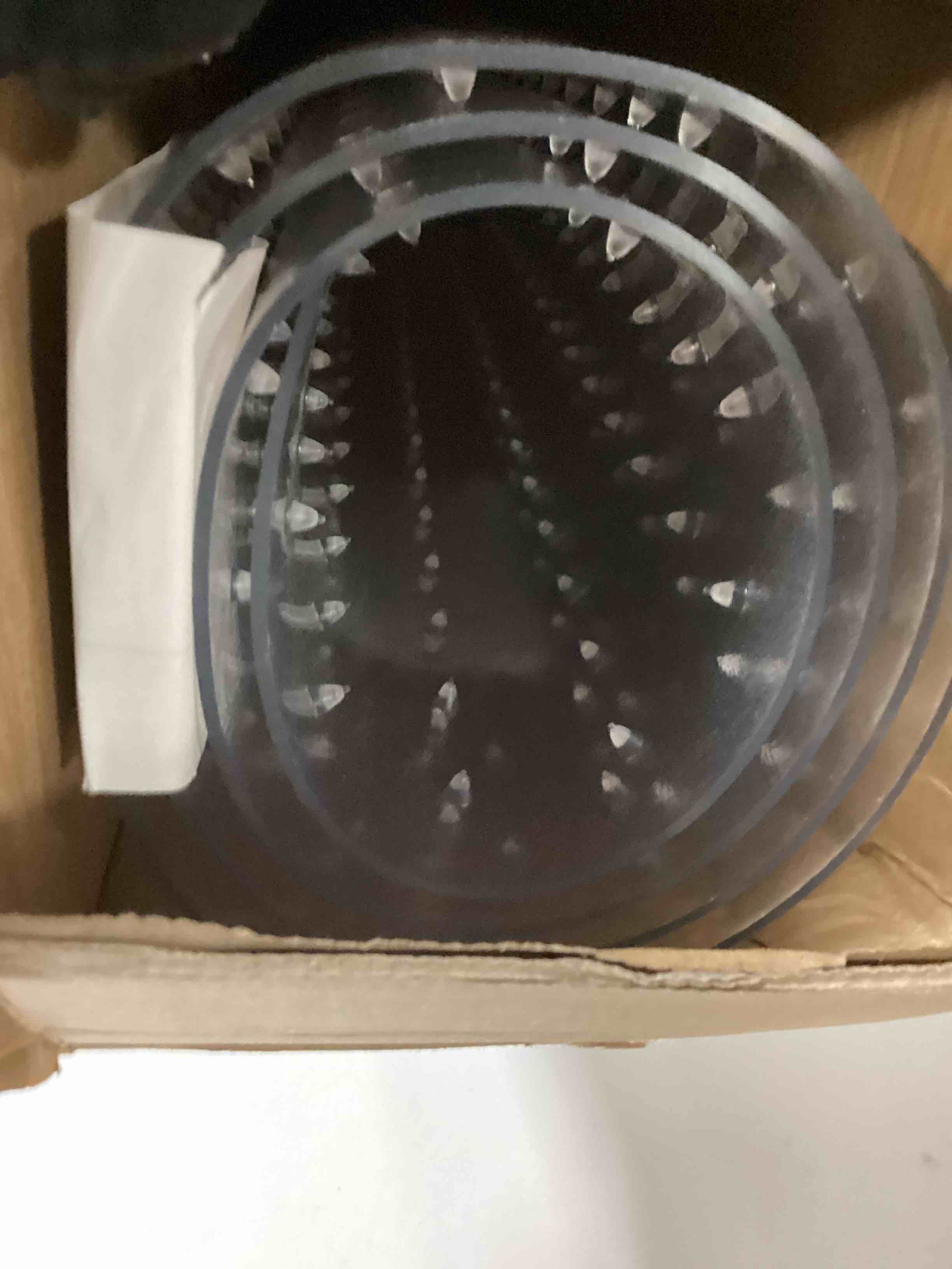 https://s3.amazonaws.com/lotting-images-prod/bidfta/PPE2669165_1757092384597.jpeg