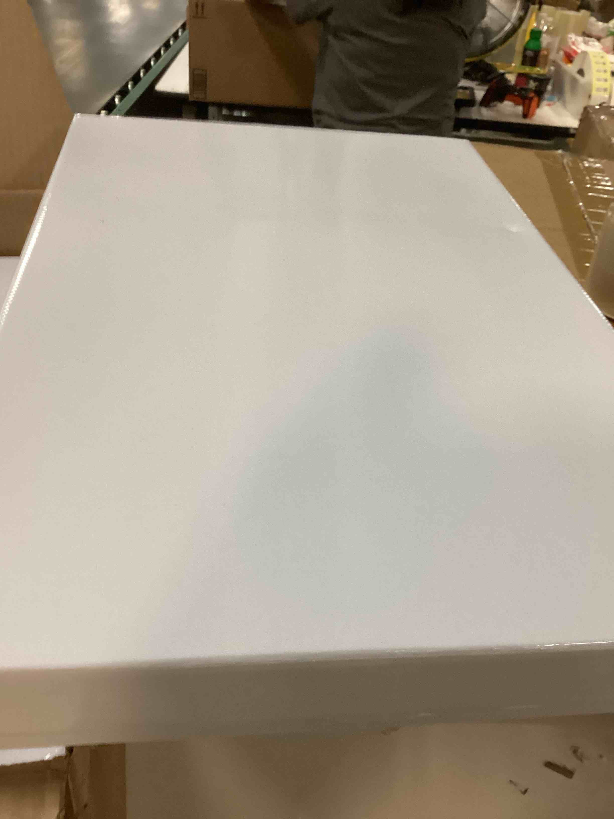 https://s3.amazonaws.com/lotting-images-prod/bidfta/PPE2669456_1757421350996.jpeg
