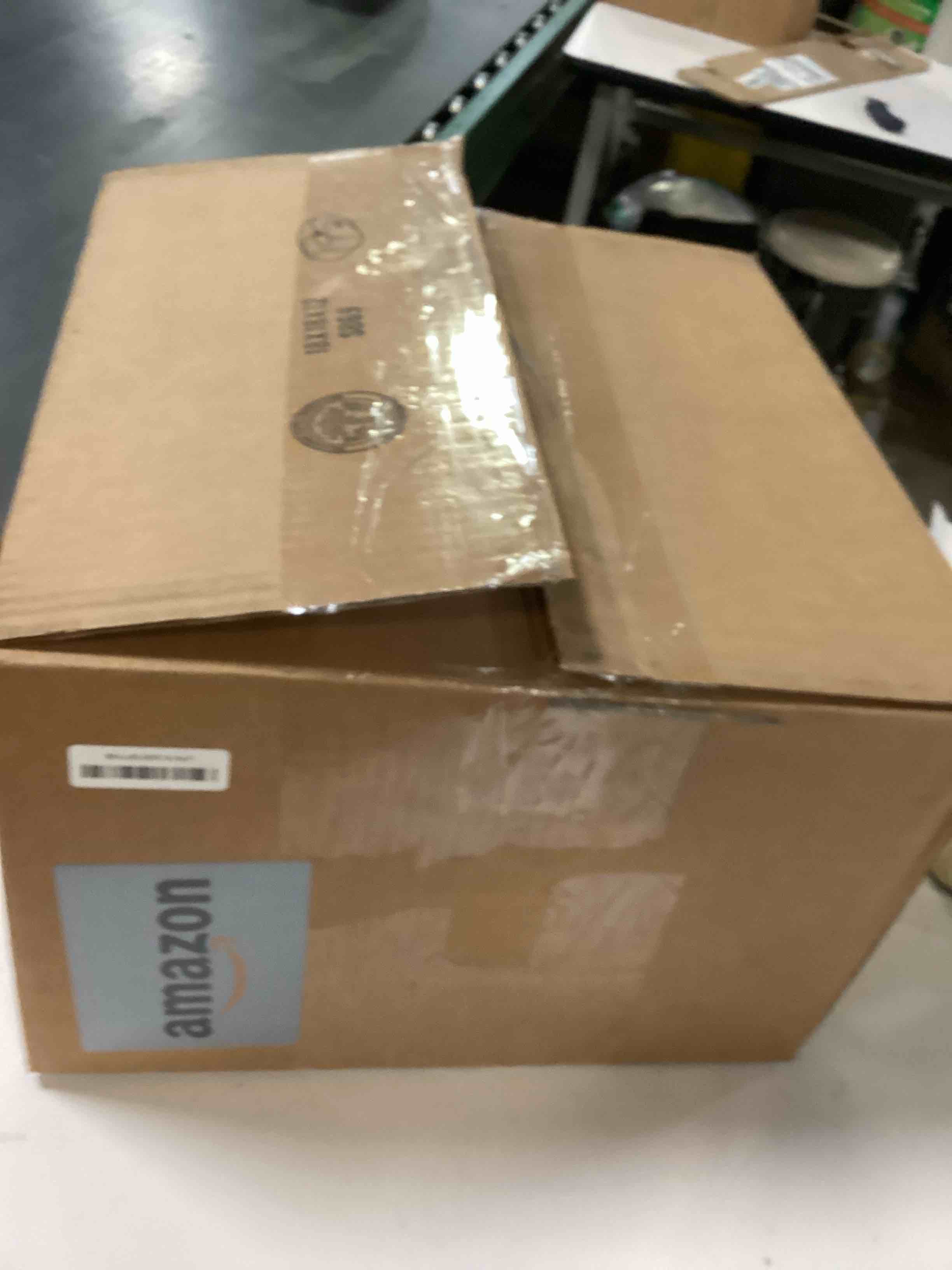 https://s3.amazonaws.com/lotting-images-prod/bidfta/PPE2669617_1757507015148.jpeg