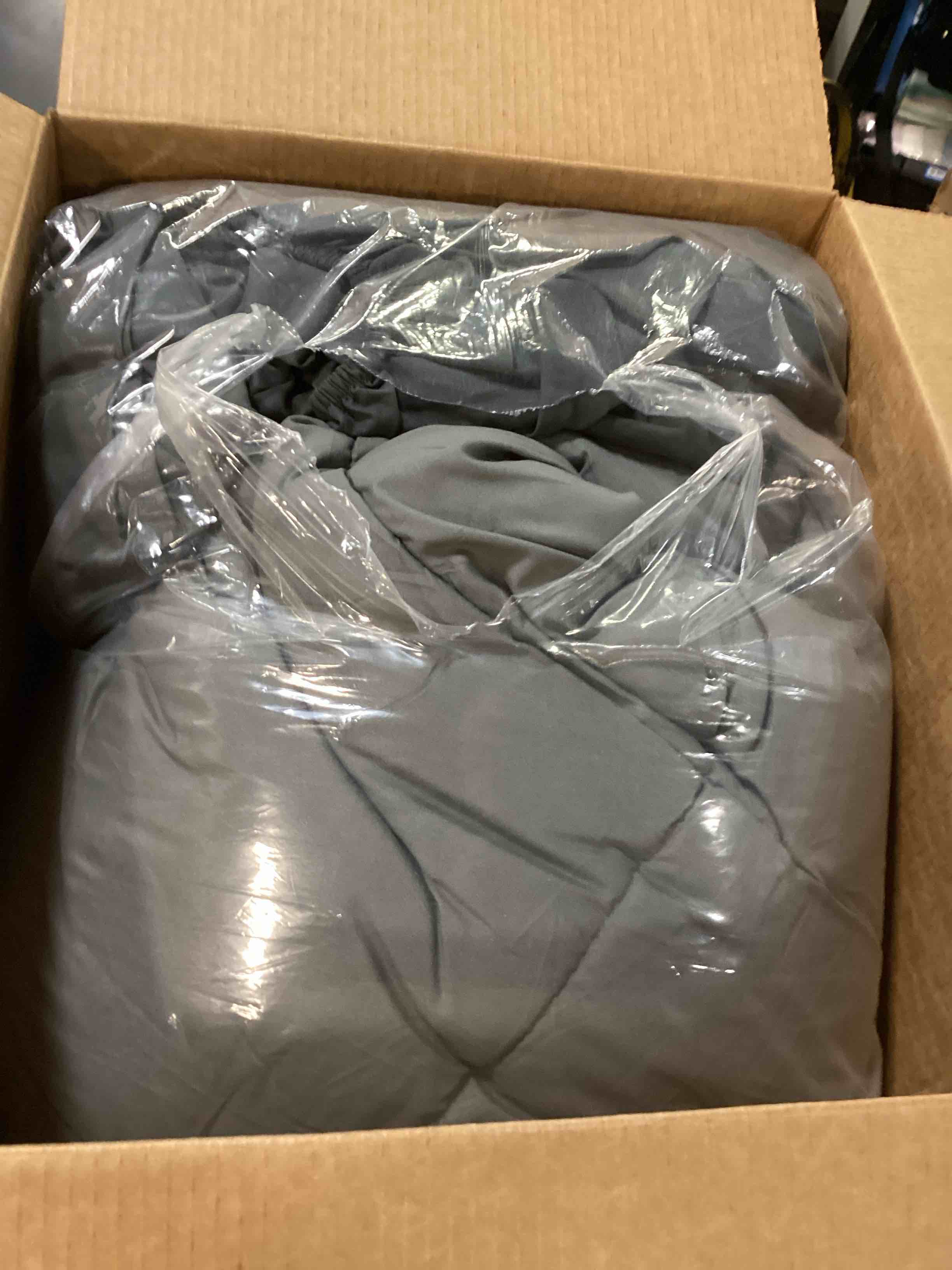 https://s3.amazonaws.com/lotting-images-prod/bidfta/PPE2669631_1757509138487.jpeg