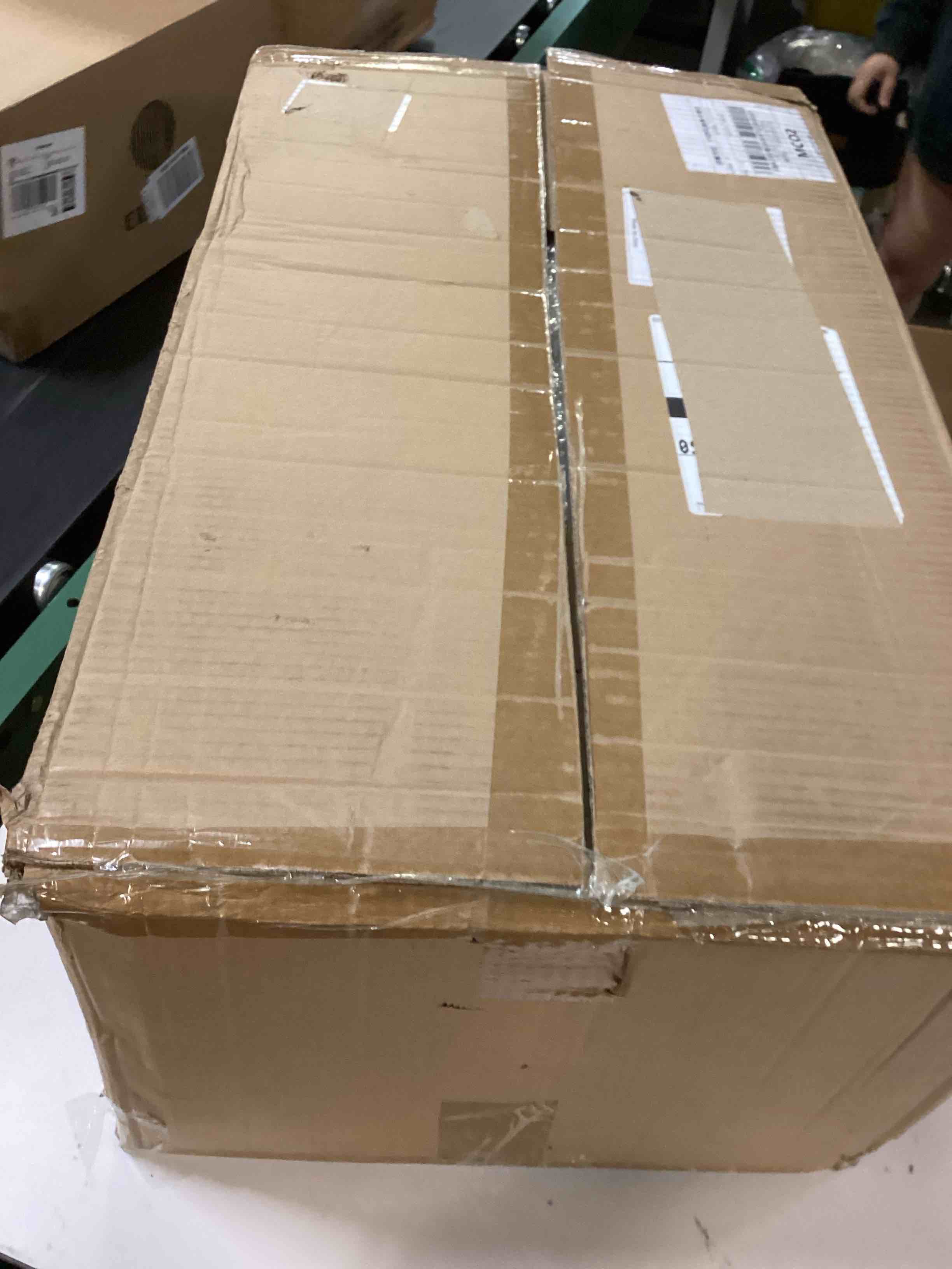 https://s3.amazonaws.com/lotting-images-prod/bidfta/PPE2669632_1757509342492.jpeg