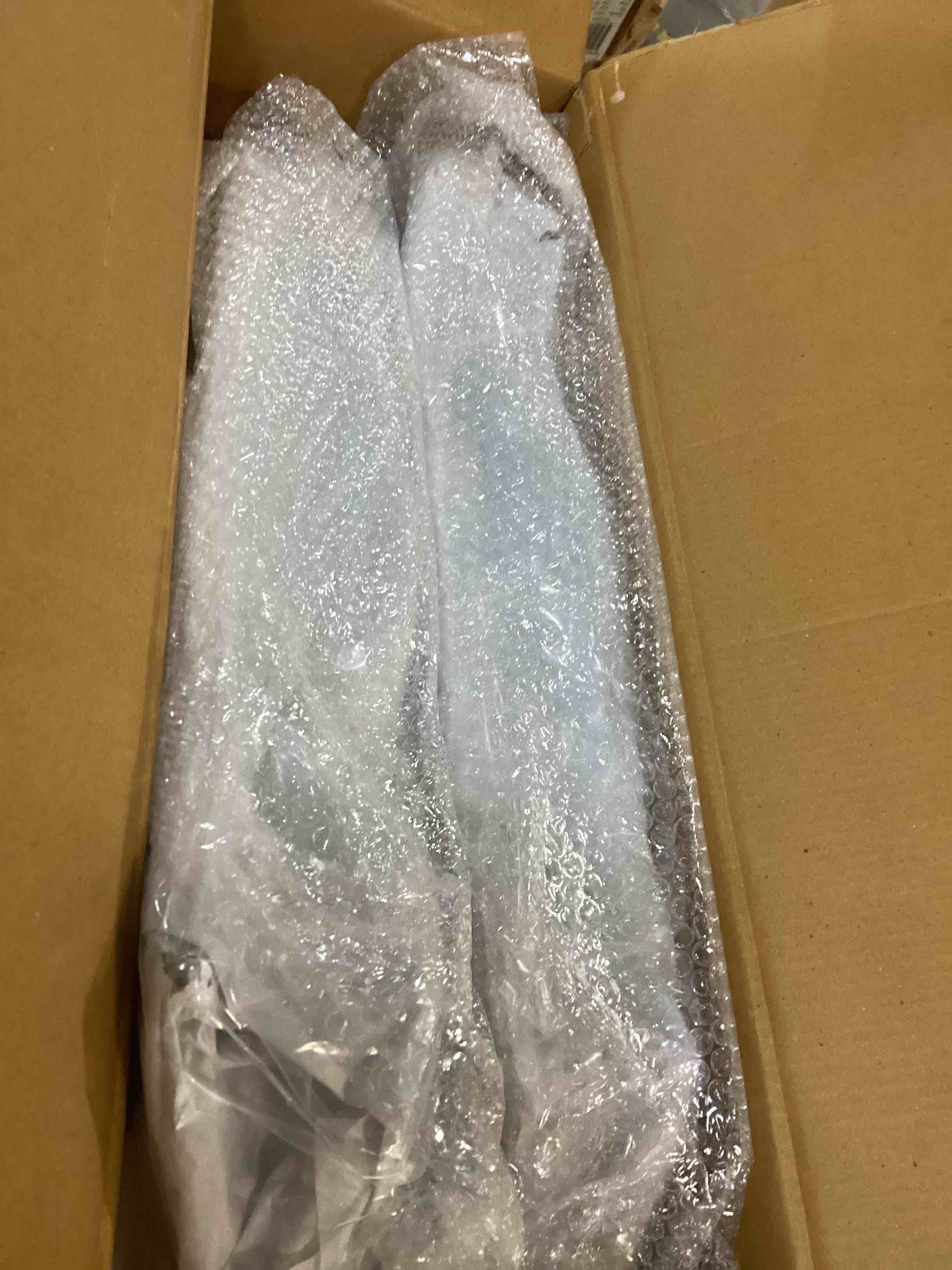 https://s3.amazonaws.com/lotting-images-prod/bidfta/PPE2669794_1757589018597.jpeg