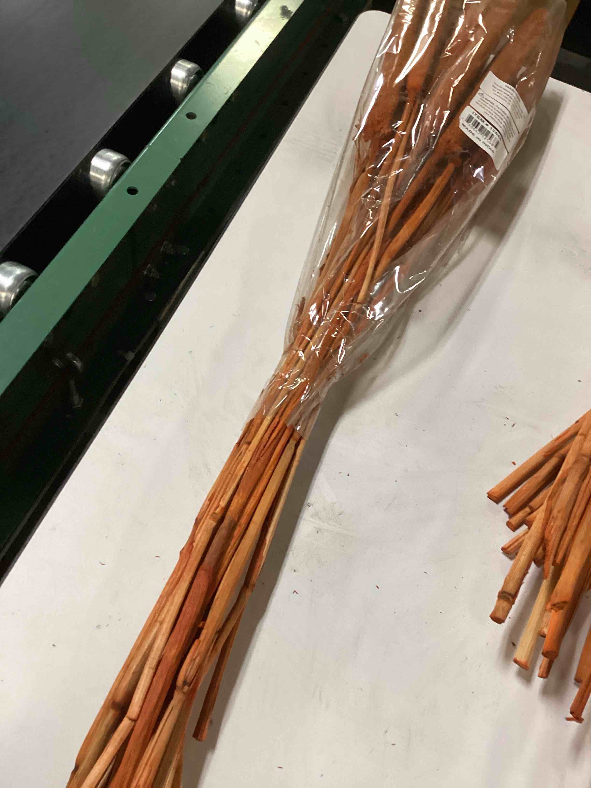 https://s3.amazonaws.com/lotting-images-prod/bidfta/PPE2669818_1757590961766.jpeg