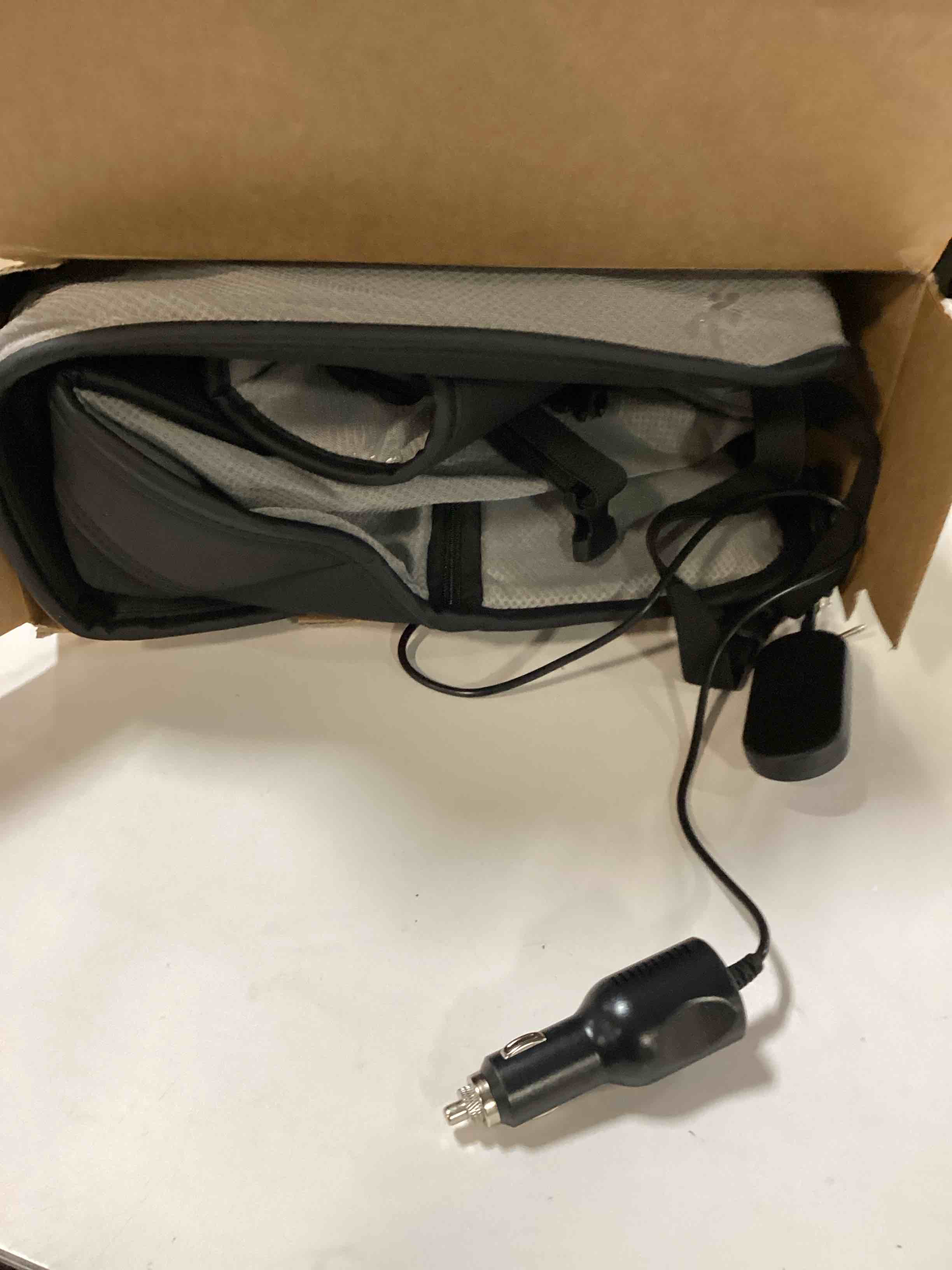 https://s3.amazonaws.com/lotting-images-prod/bidfta/PPE2669909_1757597671482.jpeg