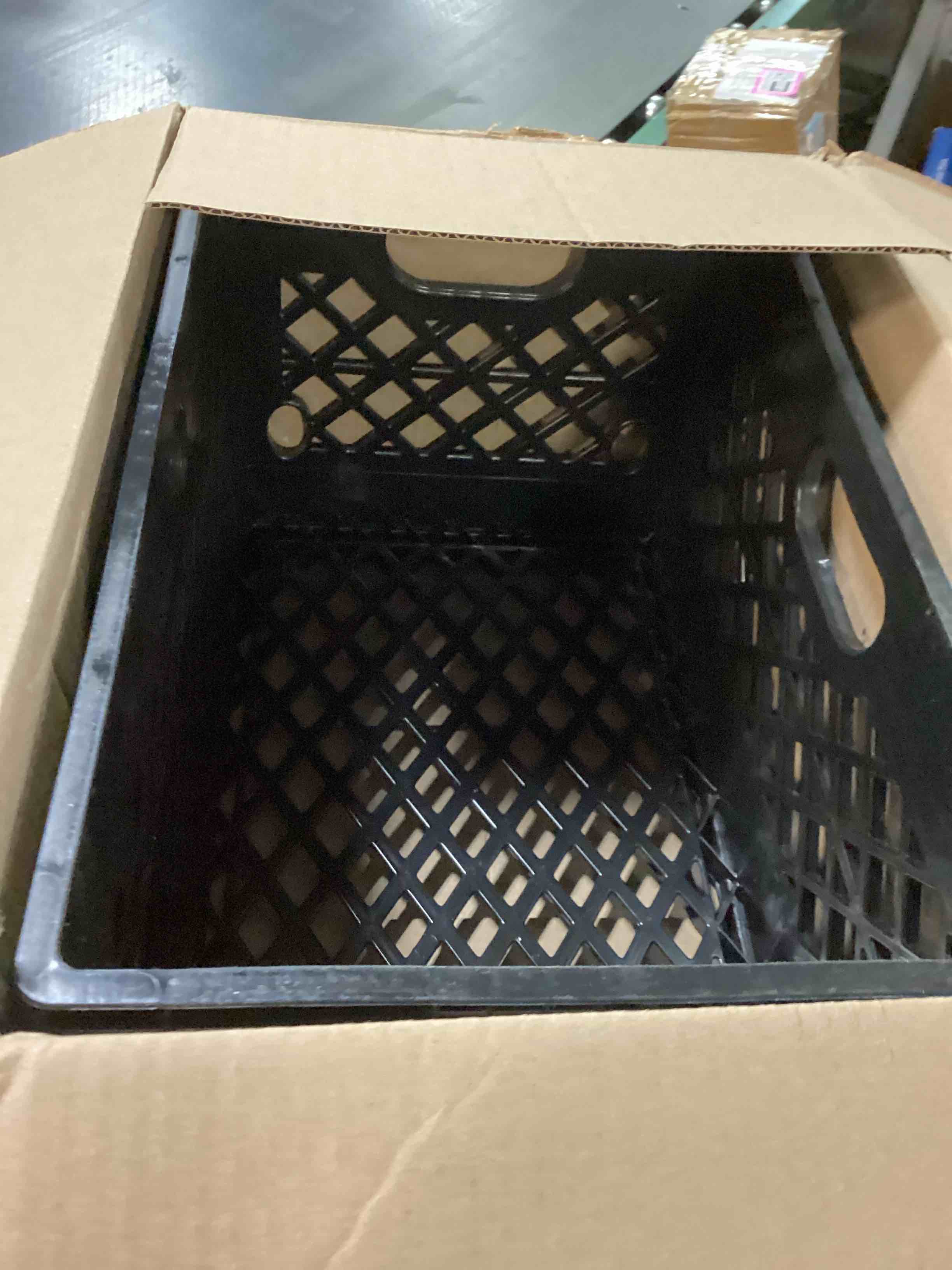 https://s3.amazonaws.com/lotting-images-prod/bidfta/PPE2669915_1757598382206.jpeg