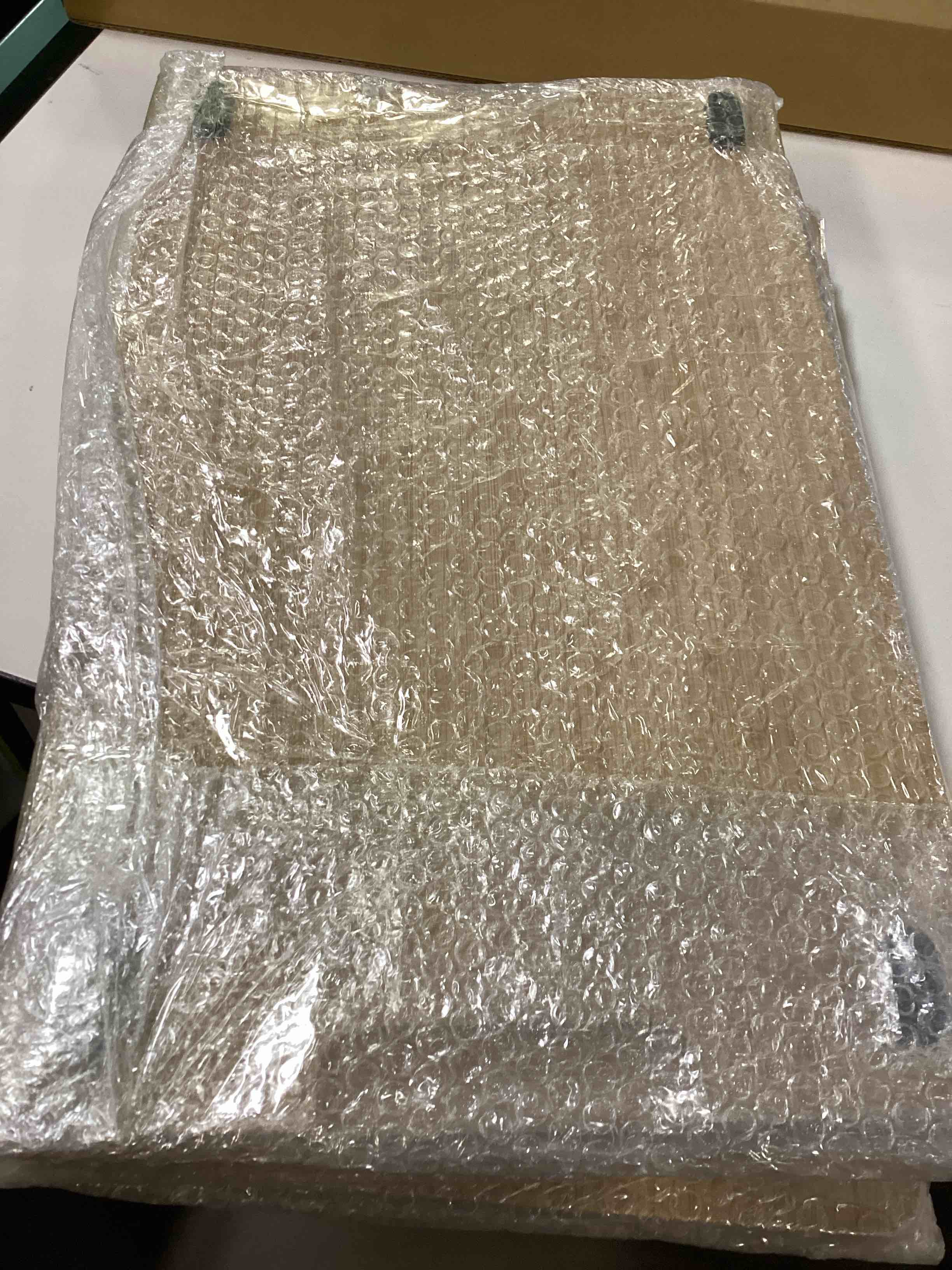 https://s3.amazonaws.com/lotting-images-prod/bidfta/PPE2670518_1758194188529.jpeg
