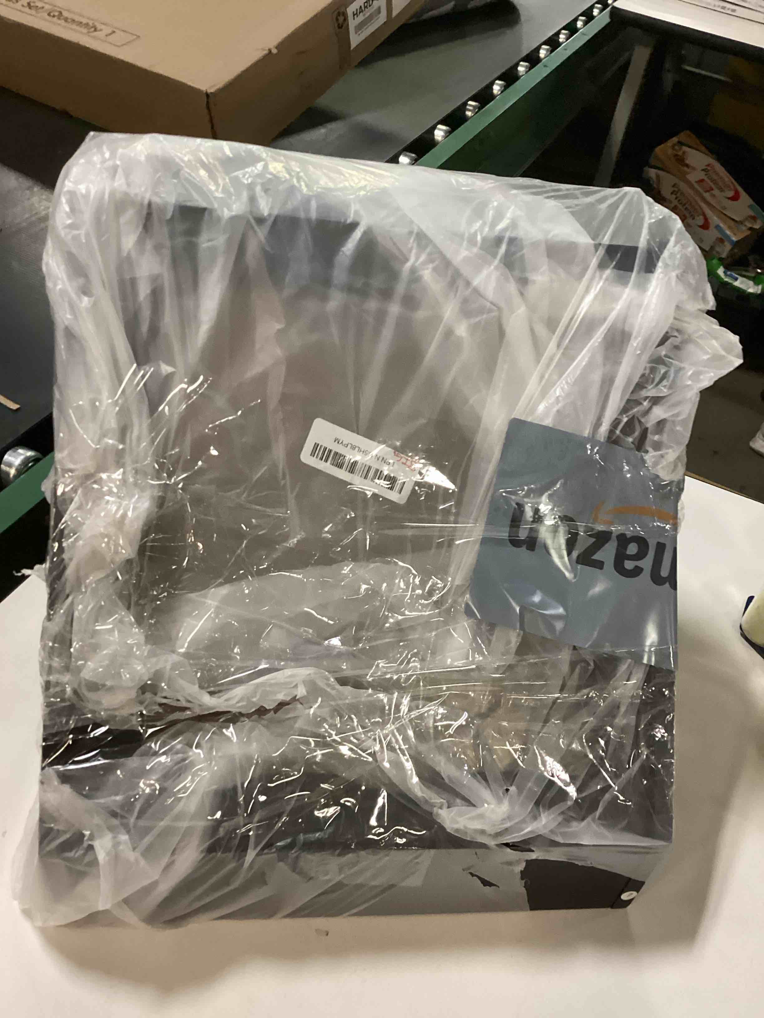 https://s3.amazonaws.com/lotting-images-prod/bidfta/PPE2670637_1758202029612.jpeg