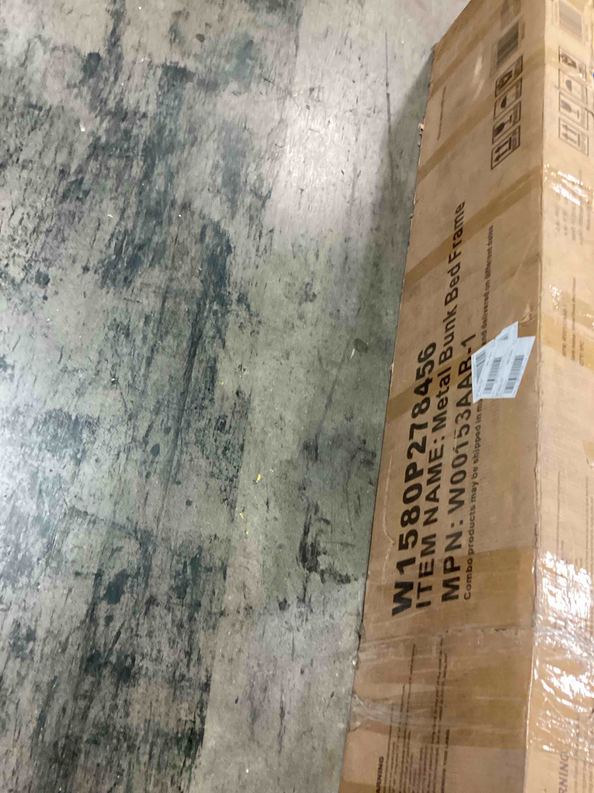 https://s3.amazonaws.com/lotting-images-prod/bidfta/PPE2673596_1756901790573.jpeg