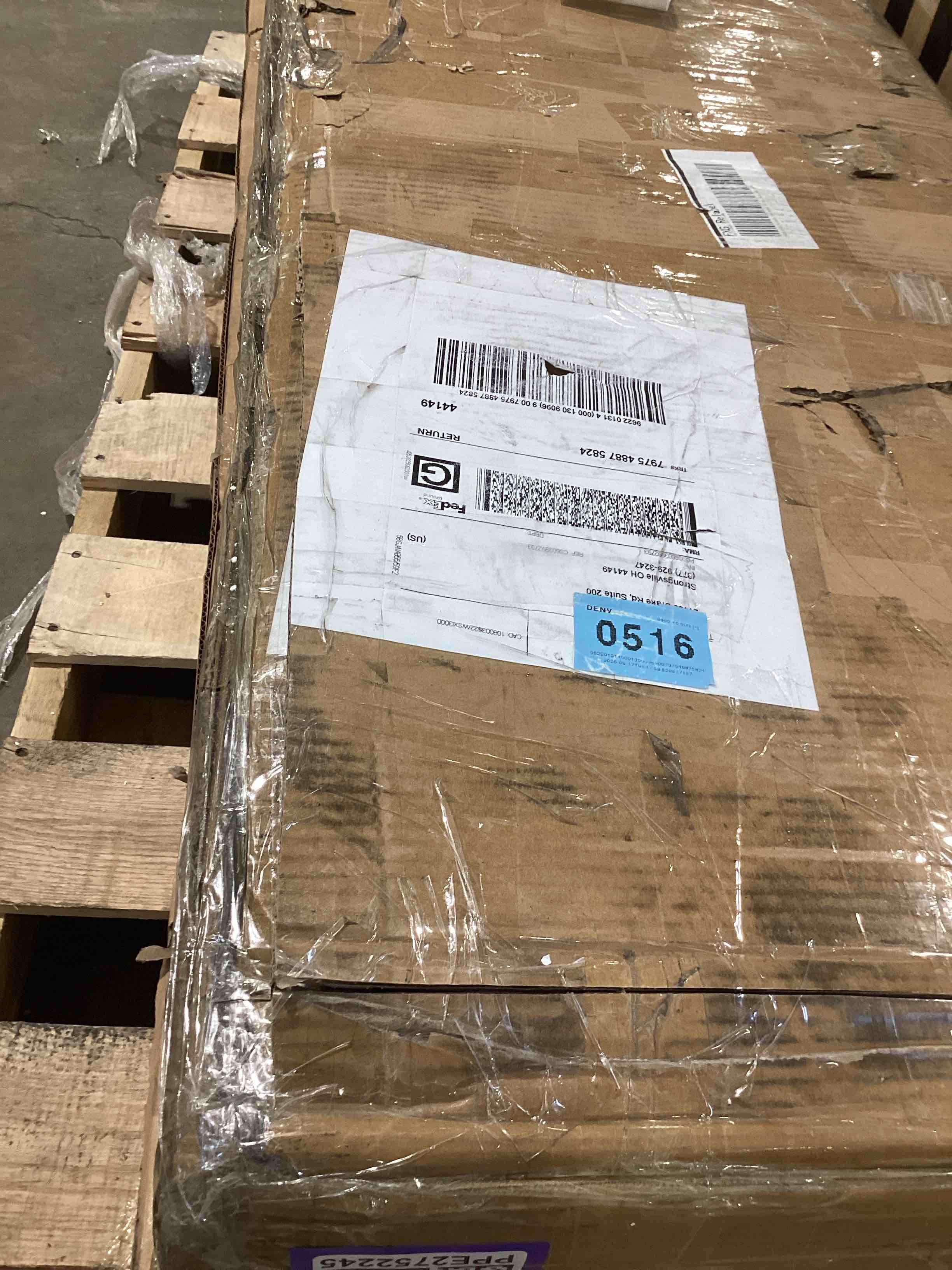 https://s3.amazonaws.com/lotting-images-prod/bidfta/PPE2752245_1757359073392.jpeg