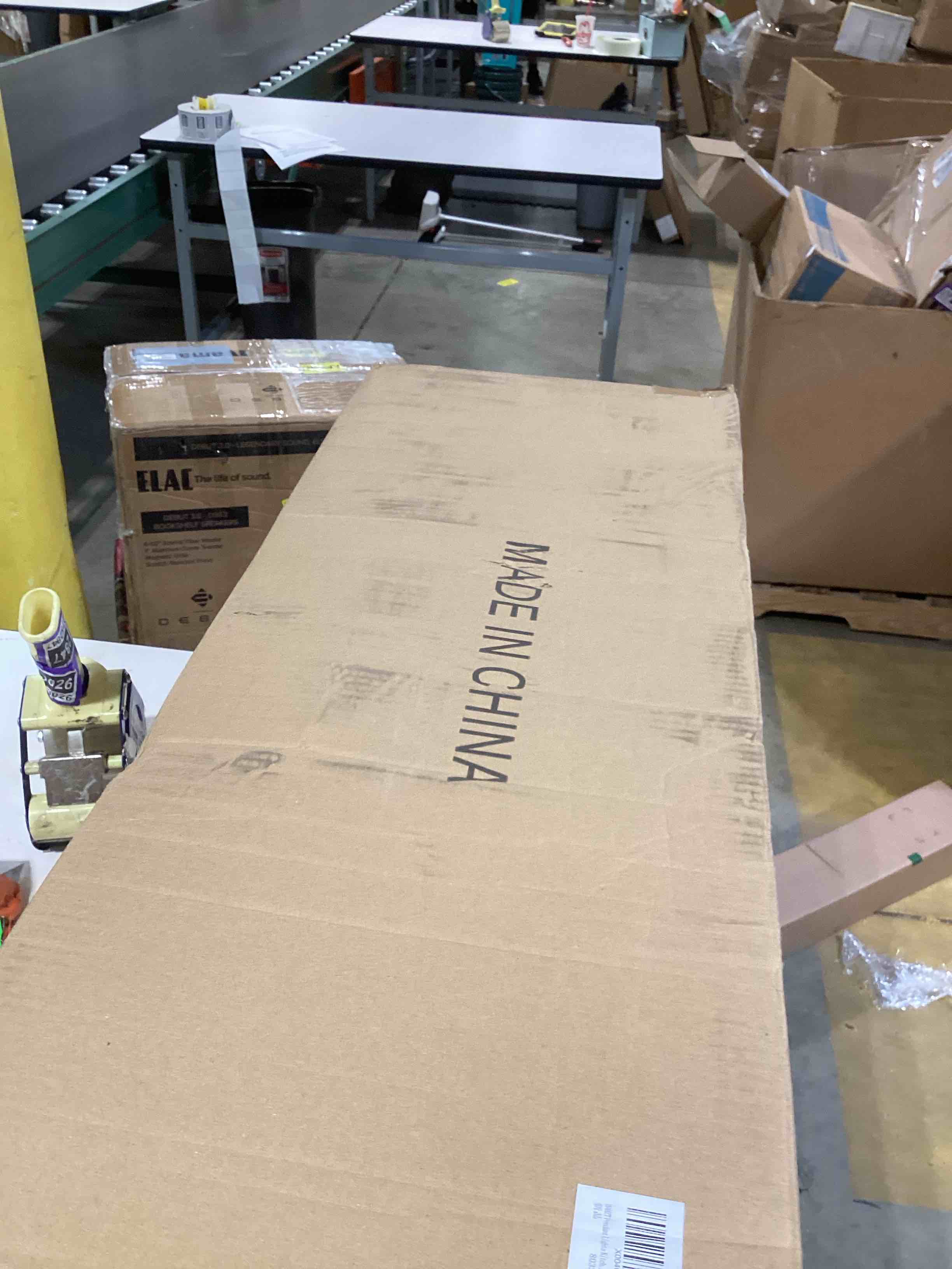 https://s3.amazonaws.com/lotting-images-prod/bidfta/PPE2753149_1758041294901.jpeg