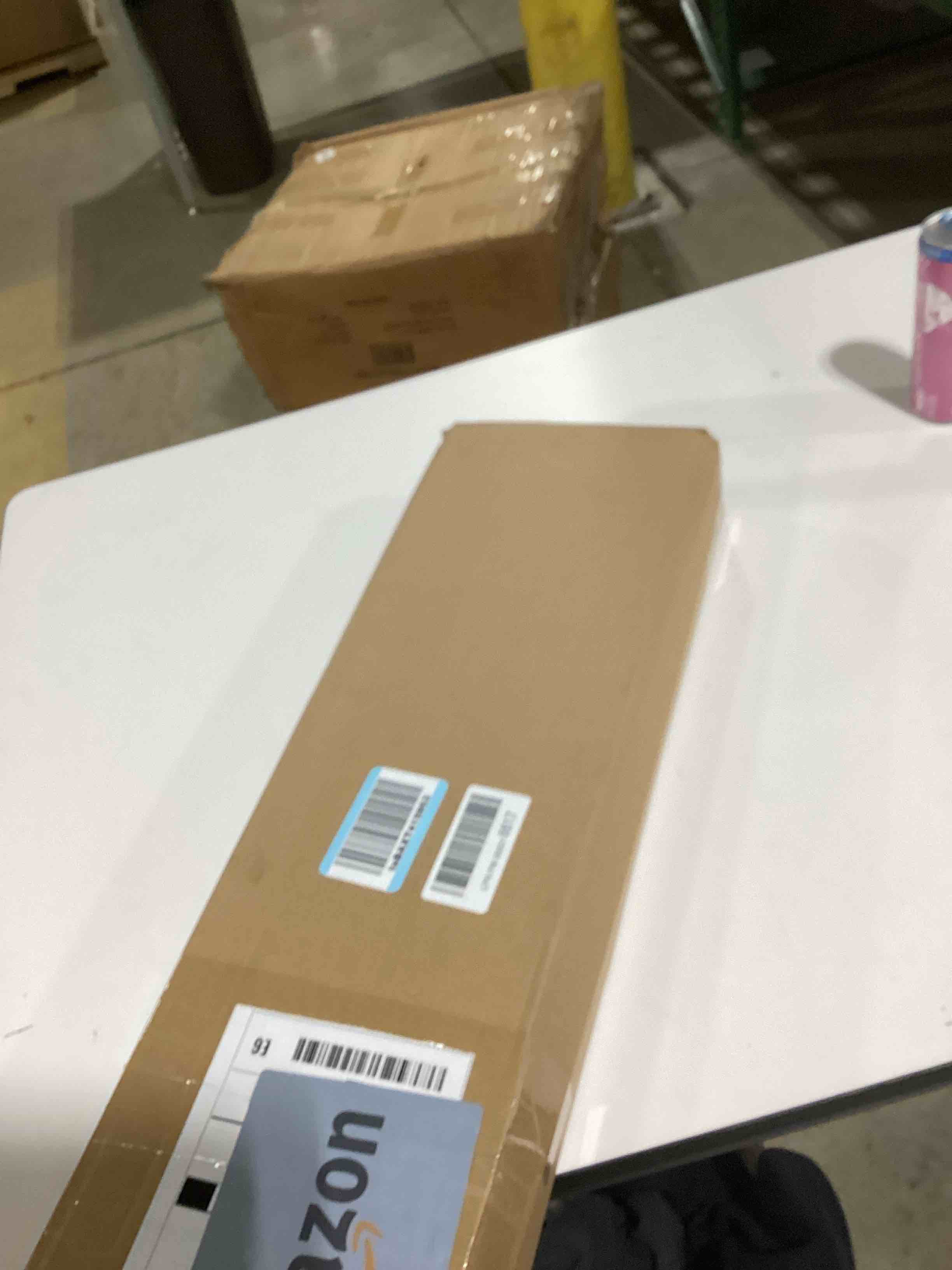 https://s3.amazonaws.com/lotting-images-prod/bidfta/PPE2754218_1758801253651.jpeg