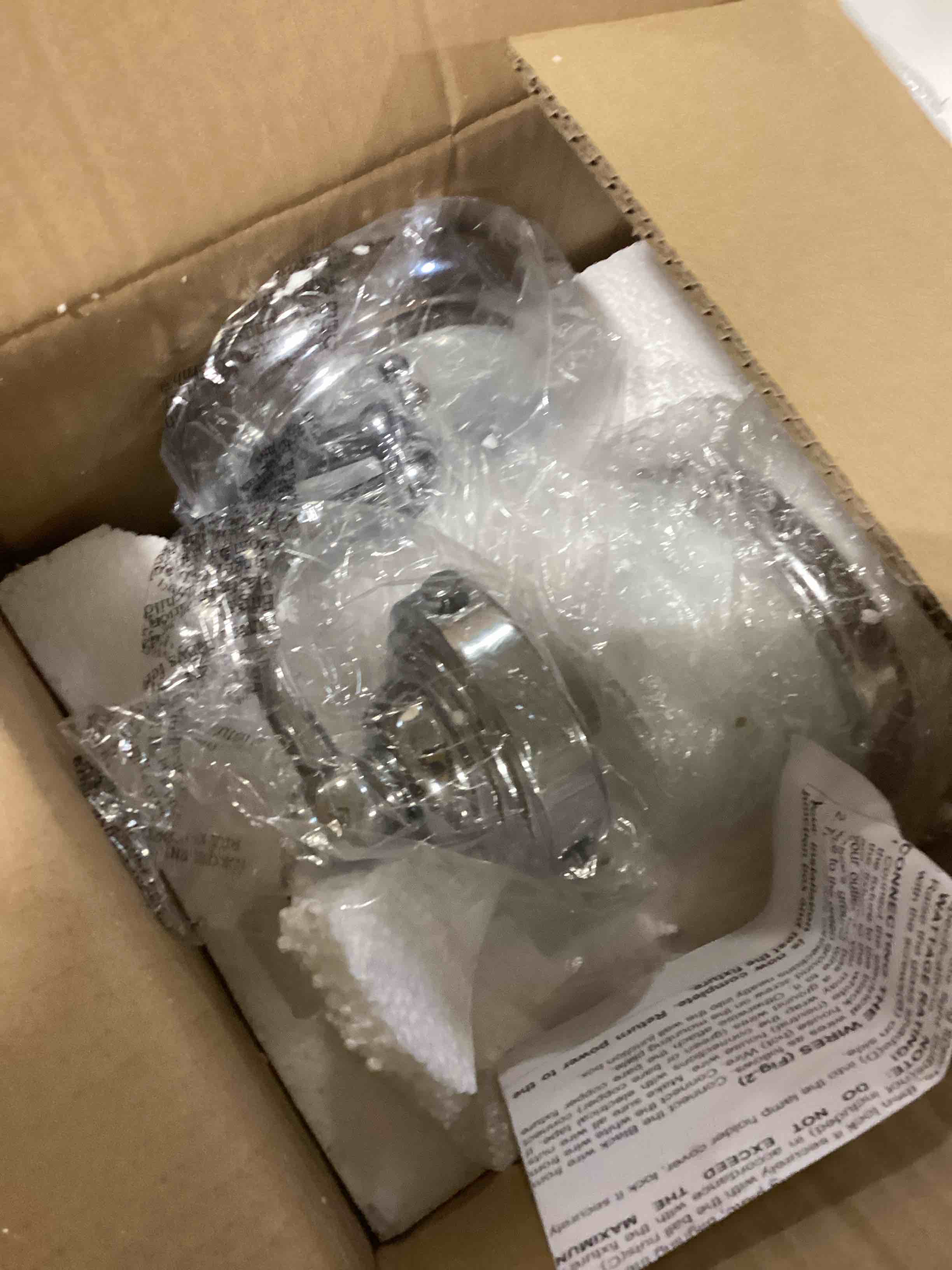 https://s3.amazonaws.com/lotting-images-prod/bidfta/PPE2754357_1758813759665.jpeg