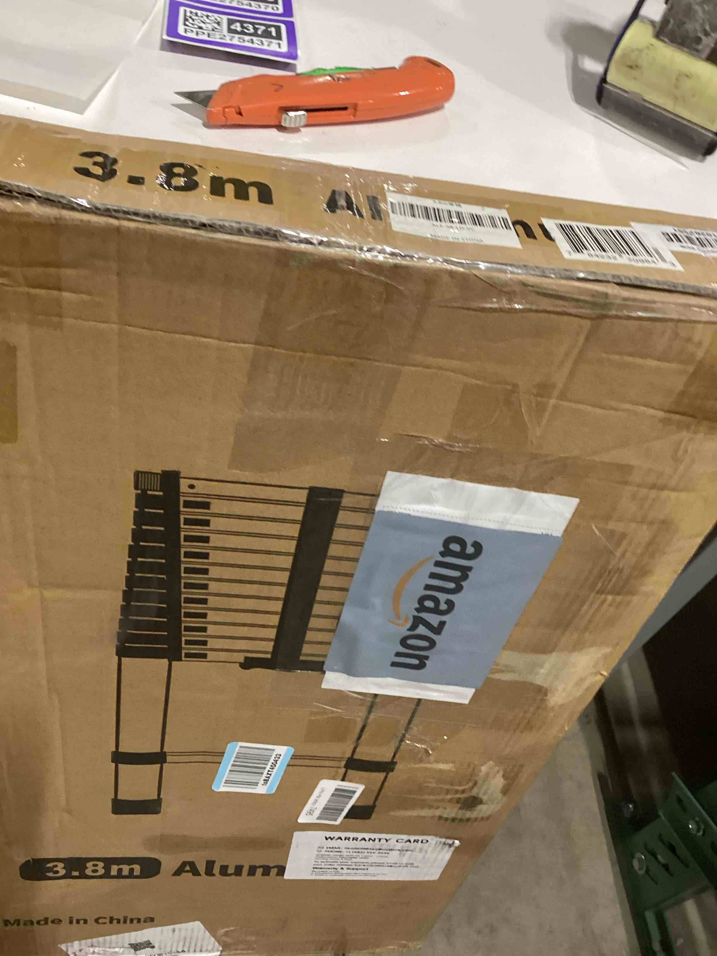 https://s3.amazonaws.com/lotting-images-prod/bidfta/PPE2754360_1758814128614.jpeg