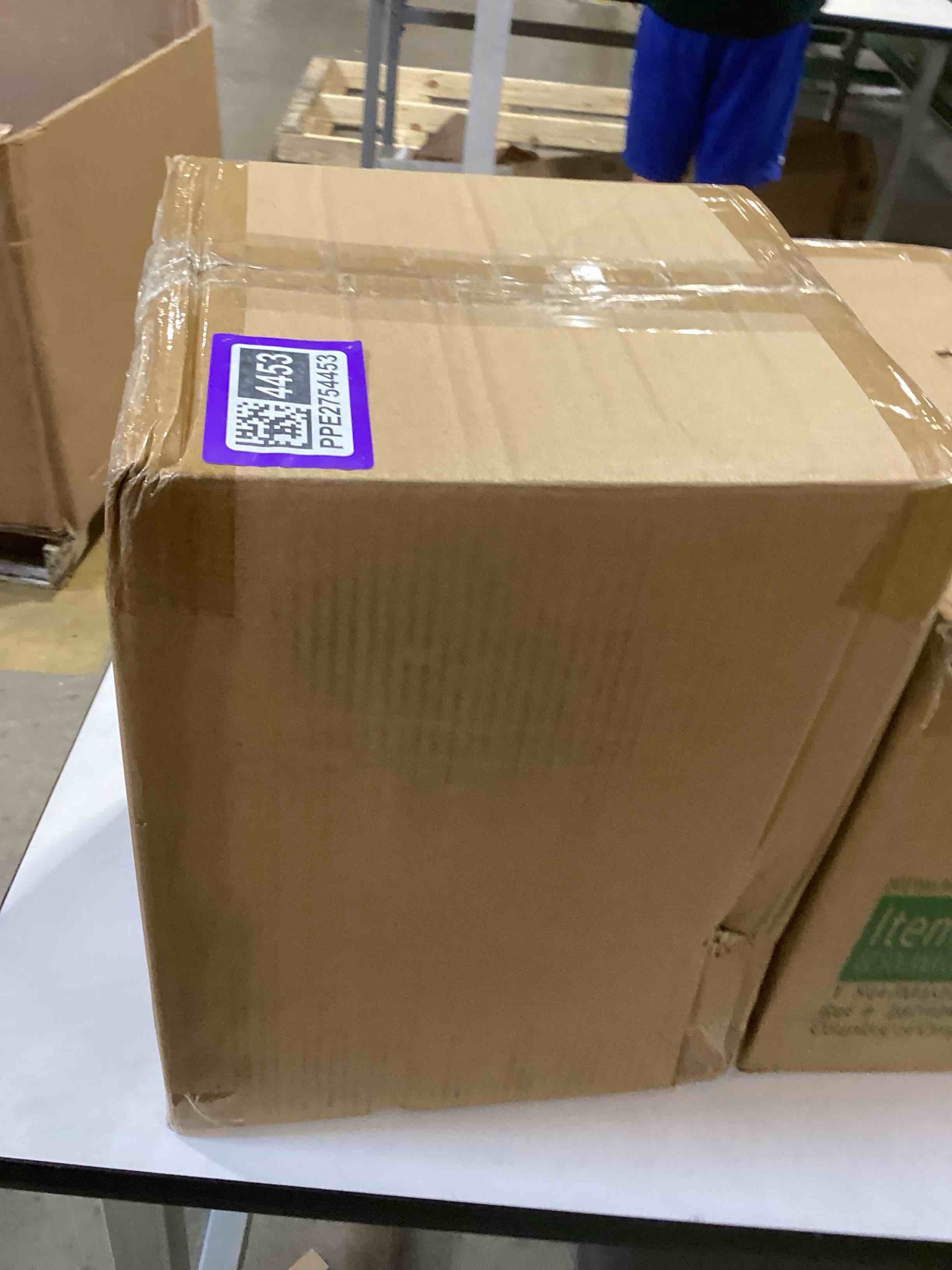 https://s3.amazonaws.com/lotting-images-prod/bidfta/PPE2754455_1758826462078.jpeg