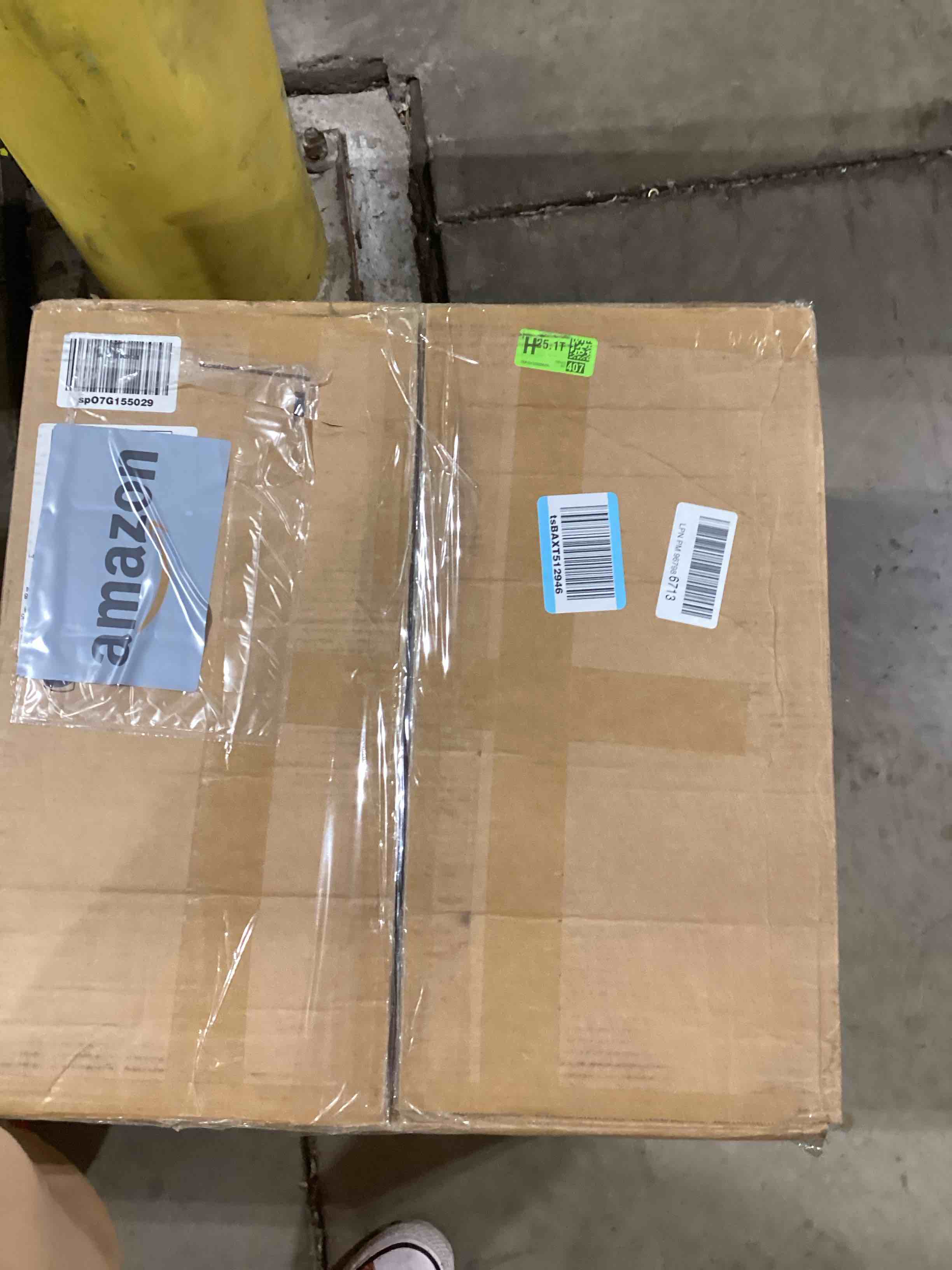 https://s3.amazonaws.com/lotting-images-prod/bidfta/PPE2754597_1759144146427.jpeg