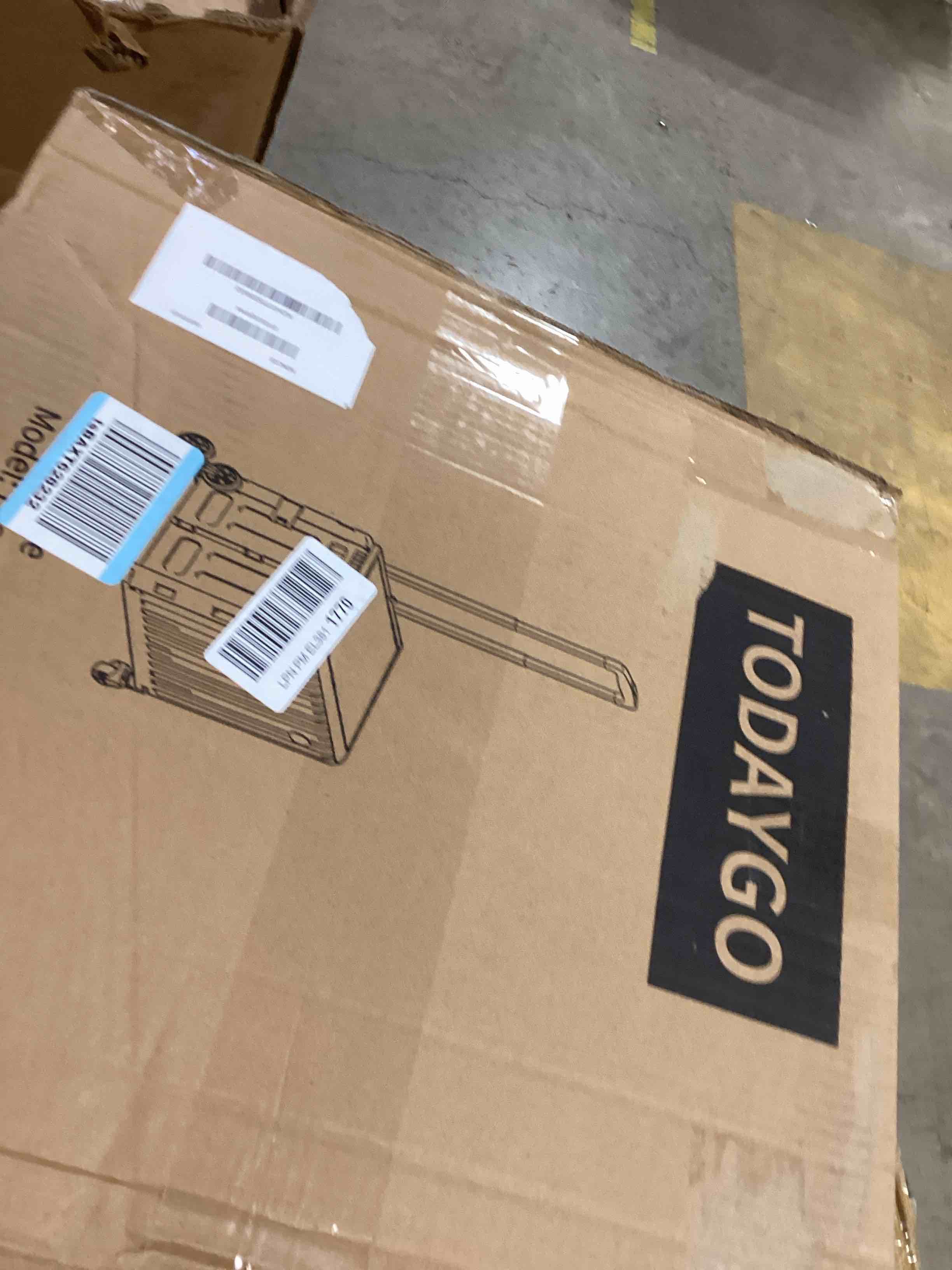 https://s3.amazonaws.com/lotting-images-prod/bidfta/PPE2754881_1759235857230.jpeg