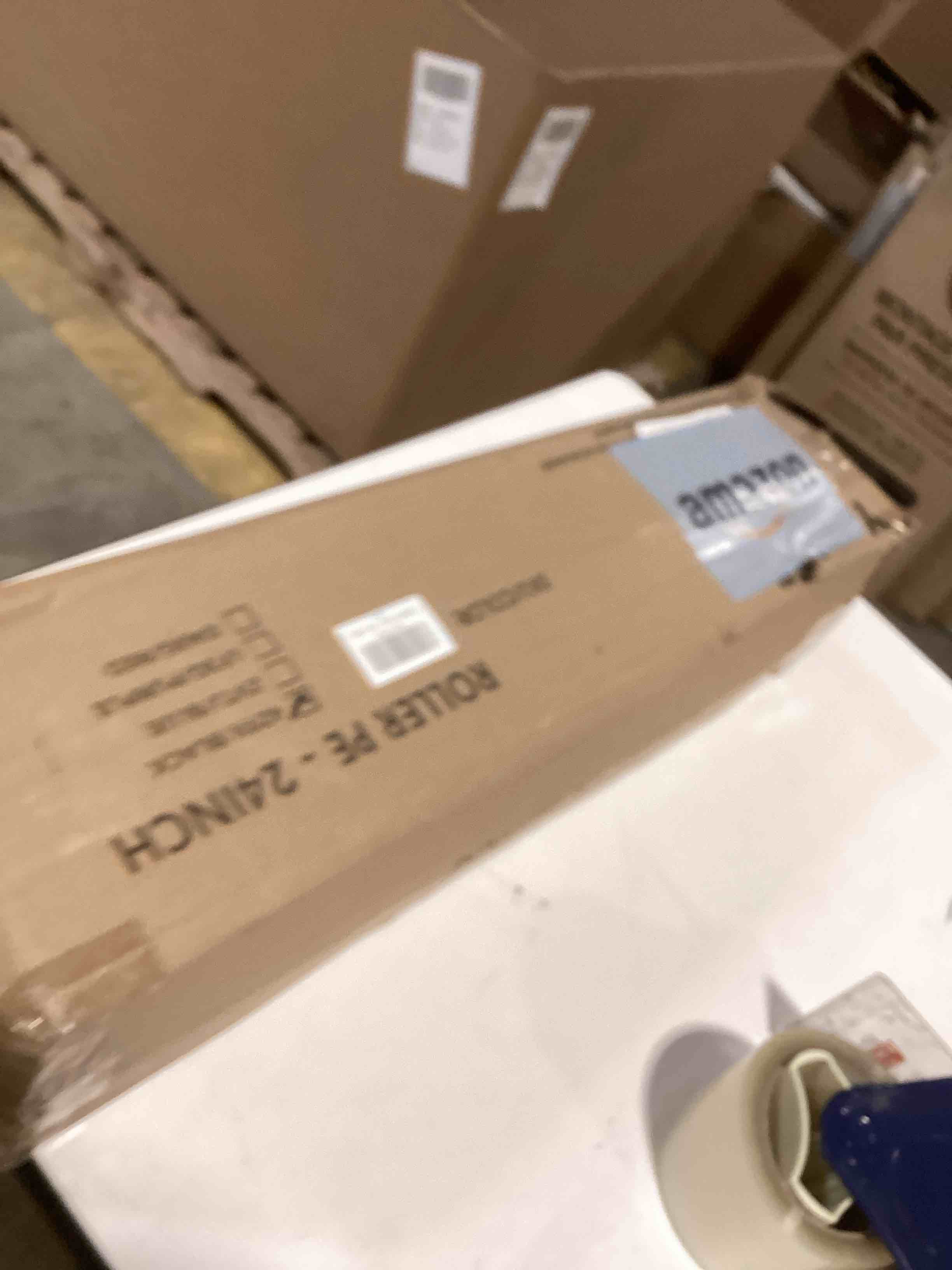 https://s3.amazonaws.com/lotting-images-prod/bidfta/PPE2761202_1757514370810.jpeg