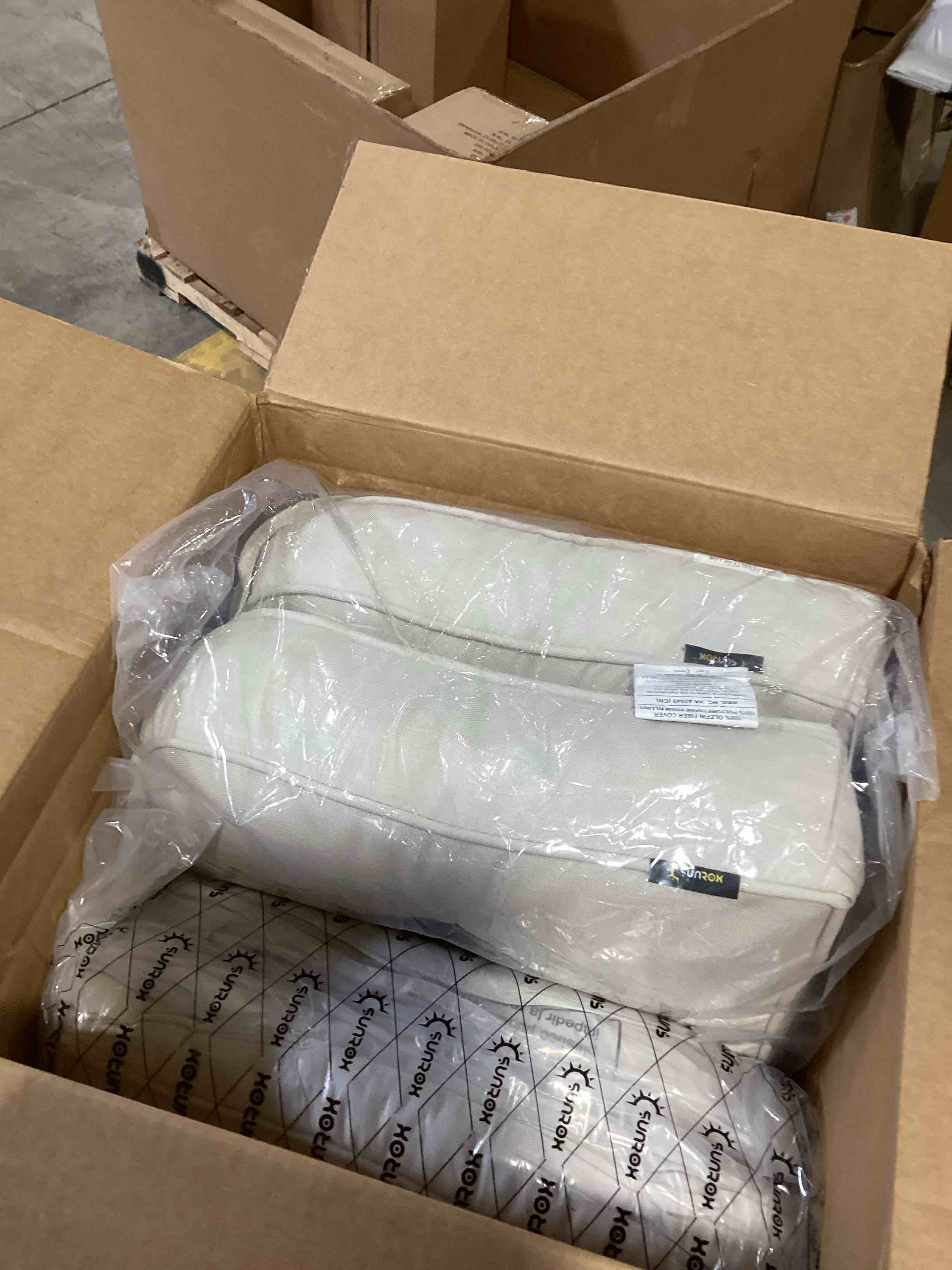 https://s3.amazonaws.com/lotting-images-prod/bidfta/PPE2761228_1757522718412.jpeg