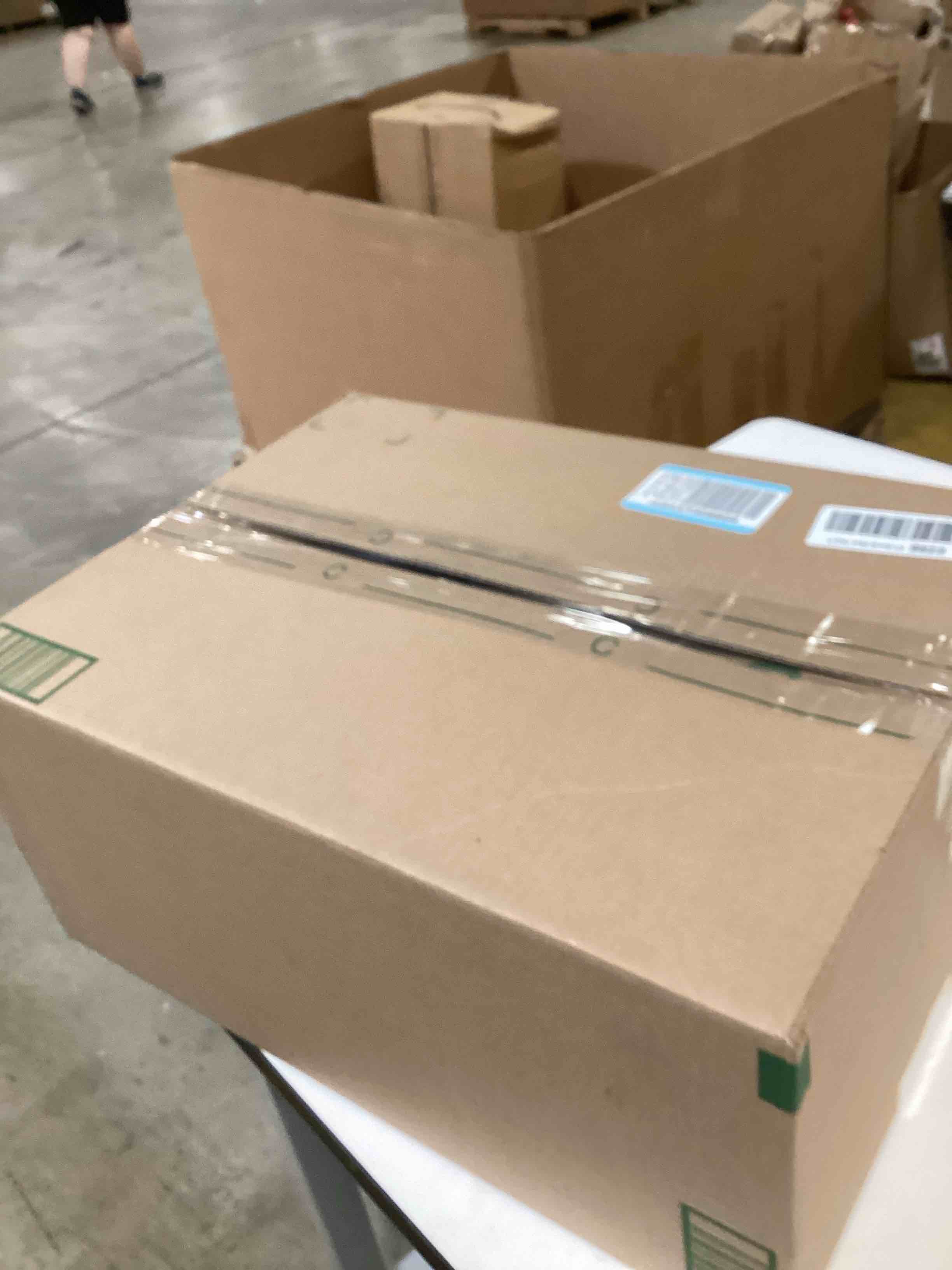 https://s3.amazonaws.com/lotting-images-prod/bidfta/PPE2761229_1757522792715.jpeg