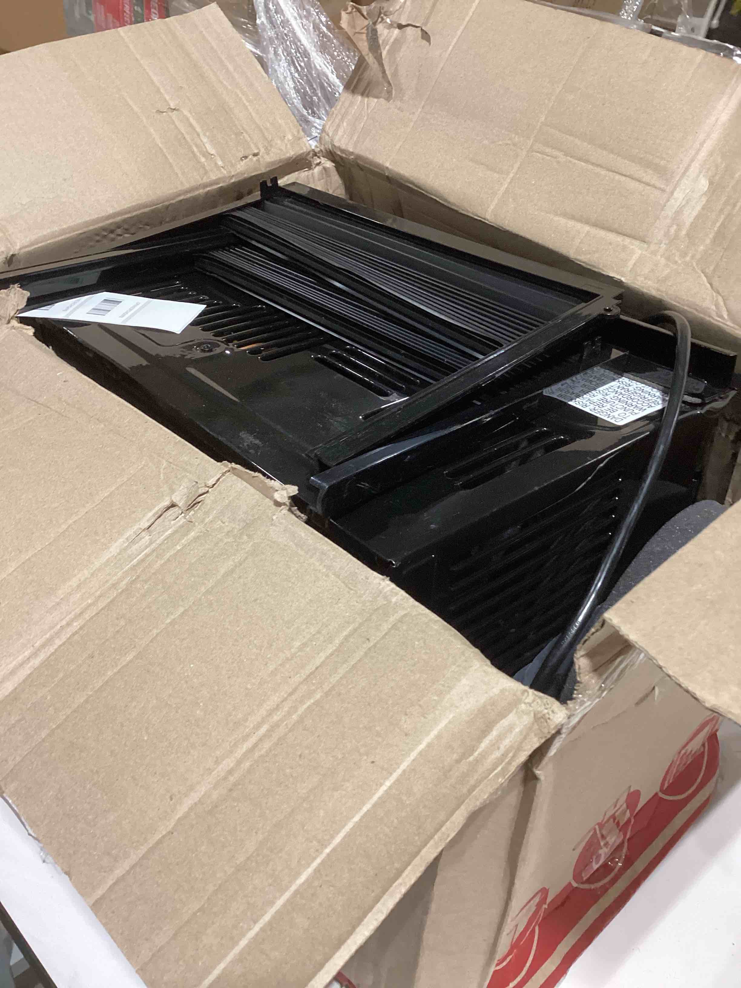 https://s3.amazonaws.com/lotting-images-prod/bidfta/PPE2761280_1757589418319.jpeg