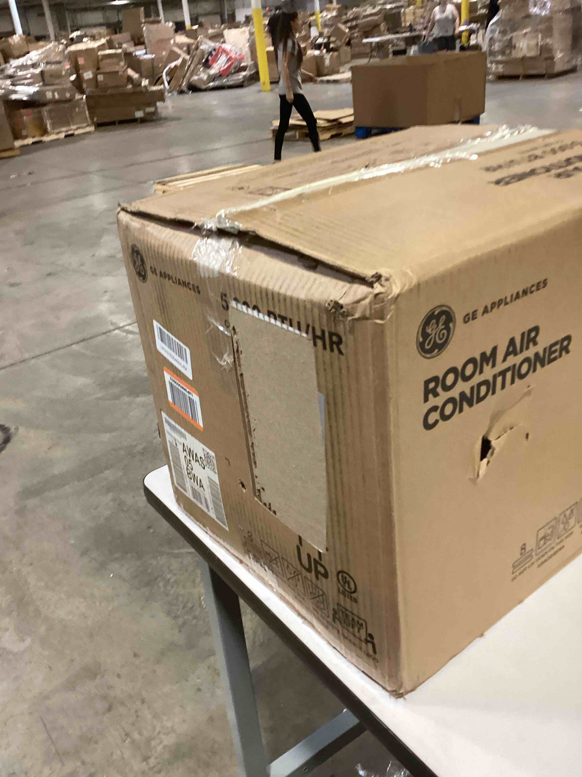 https://s3.amazonaws.com/lotting-images-prod/bidfta/PPE2761357_1757600838832.jpeg