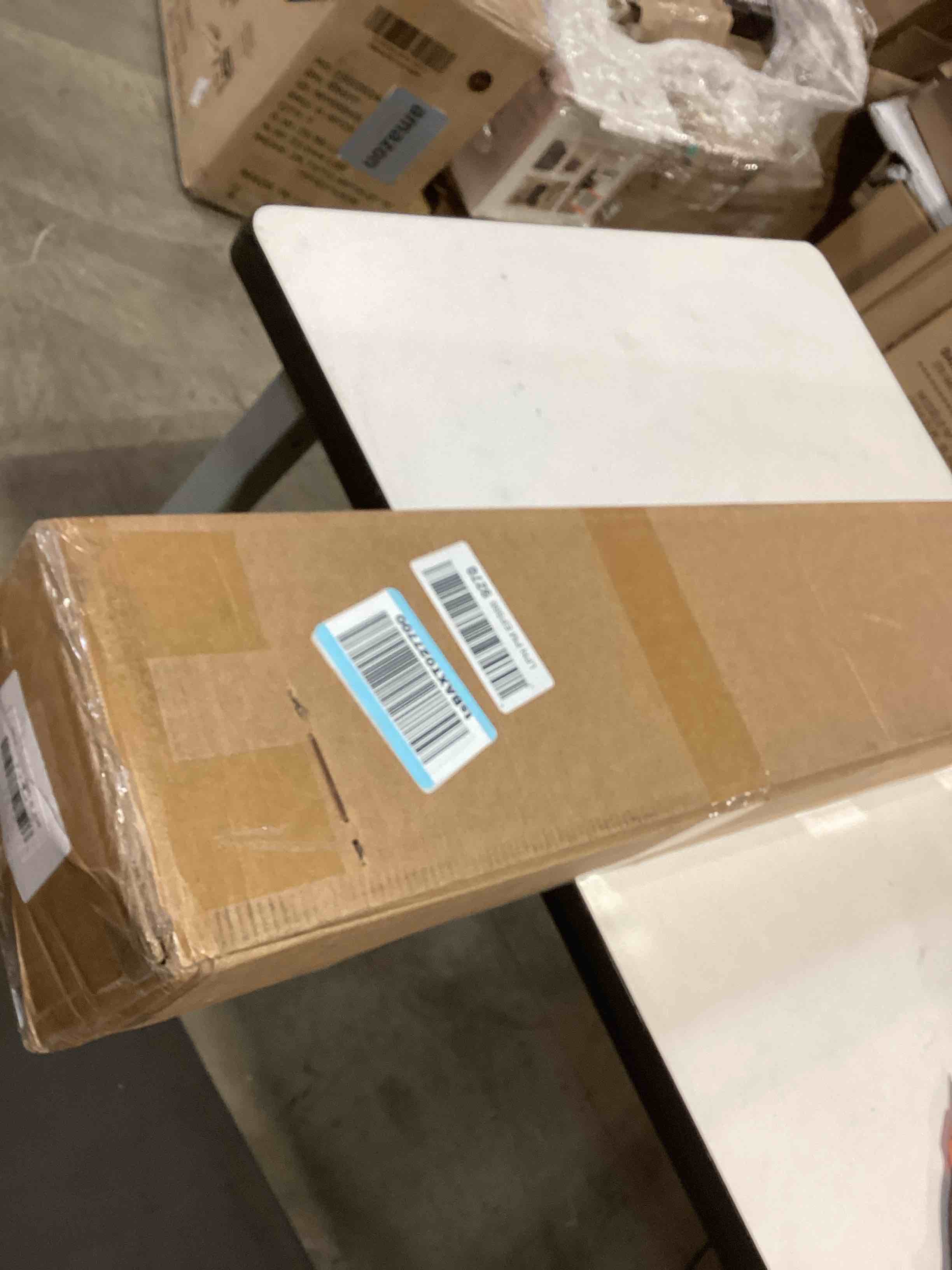 https://s3.amazonaws.com/lotting-images-prod/bidfta/PPE2761358_1757601005511.jpeg